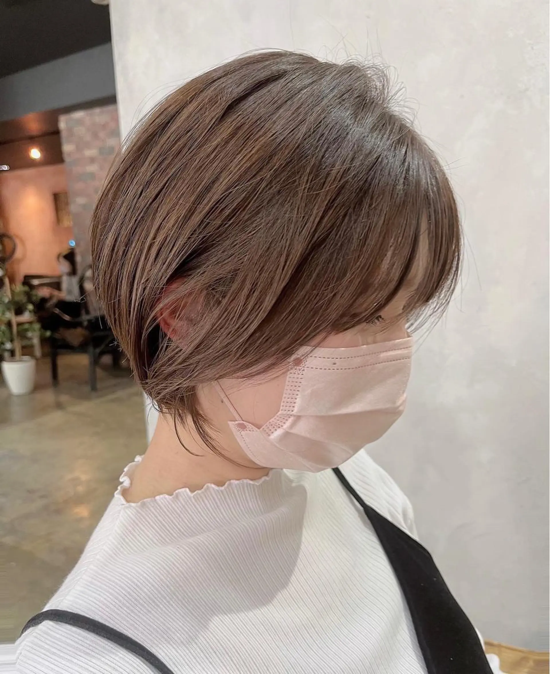 ショート カラー パーマ ヘアアレンジ キッズ ネイル マツエク・マツパ アイブロウ ショートボブ 丸みショート ボブ 学生 ショートヘア 髪質改善✨ハツメイ オグ✂️のヘアスタイル