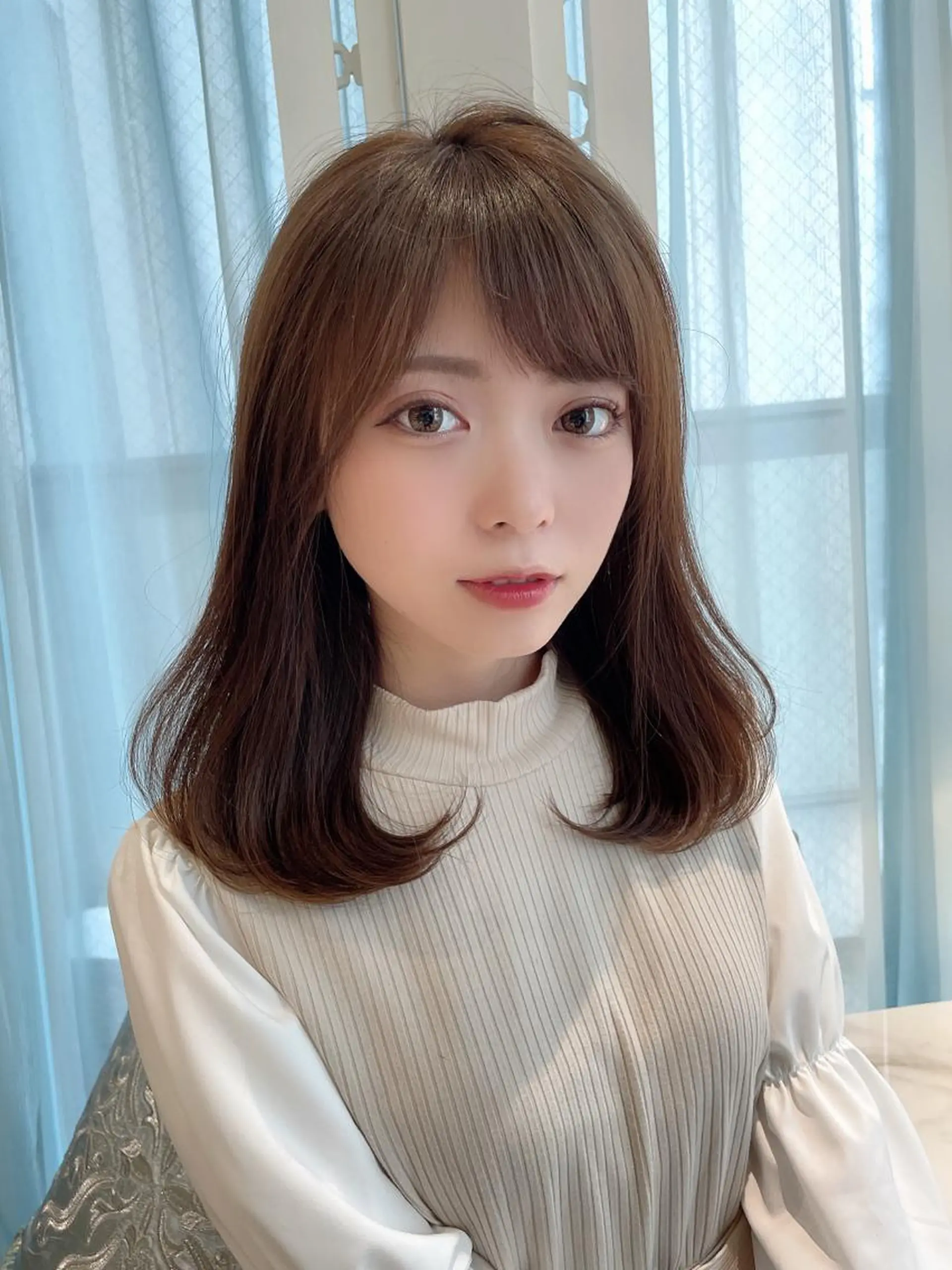 ミディアム レイヤーカット/ 顔周り 五島巨幹のヘアスタイル