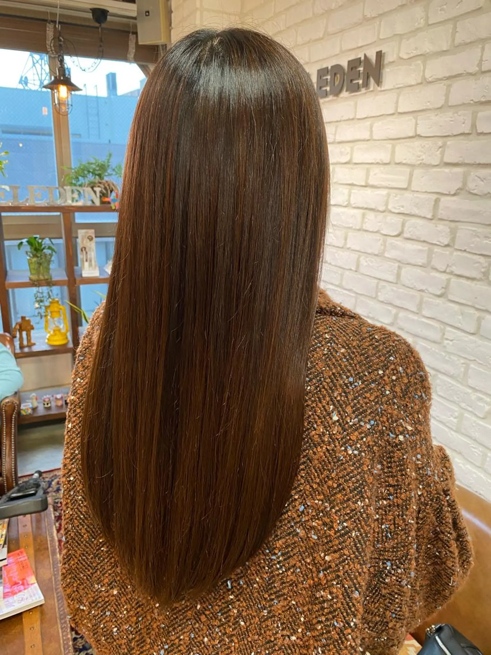 ロング カラー アクアカラー レイヤーカット トリートメント カット トリートメント 村上 真依子のヘアスタイル