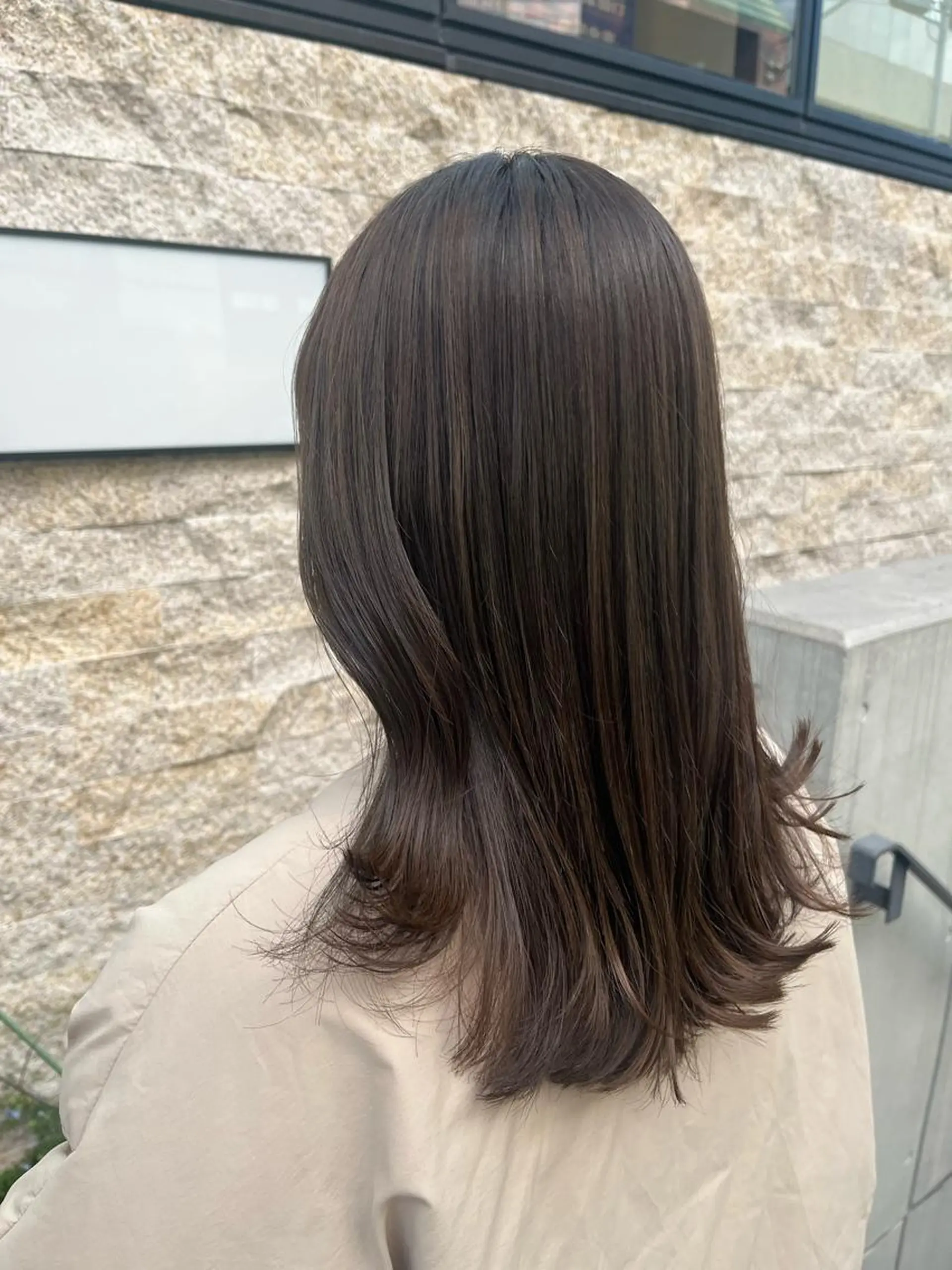 ミディアム カラー アッシュ ベージュカラー カット ヘアカラー トリートメント ✨透明感カラー✨ 🦖佐々木未来🦕のヘアスタイル