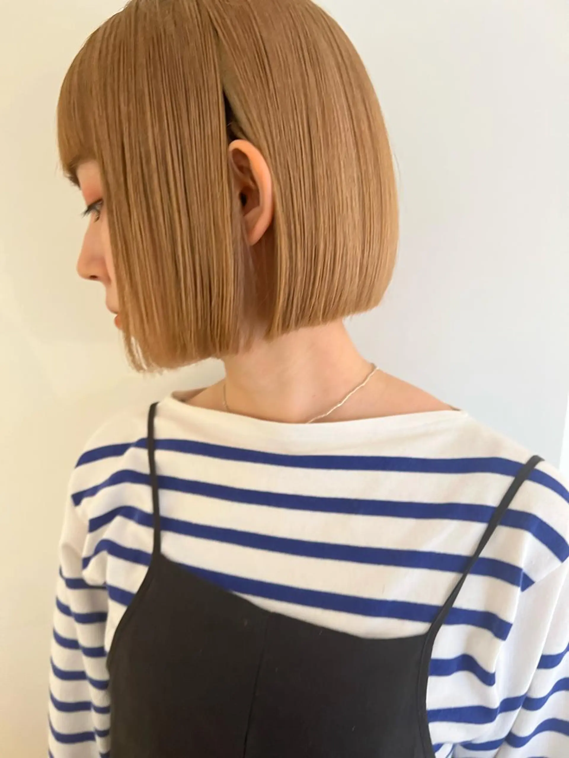 ミディアム ブリーチカラー🎀 韓国風/寺門美優のヘアスタイル