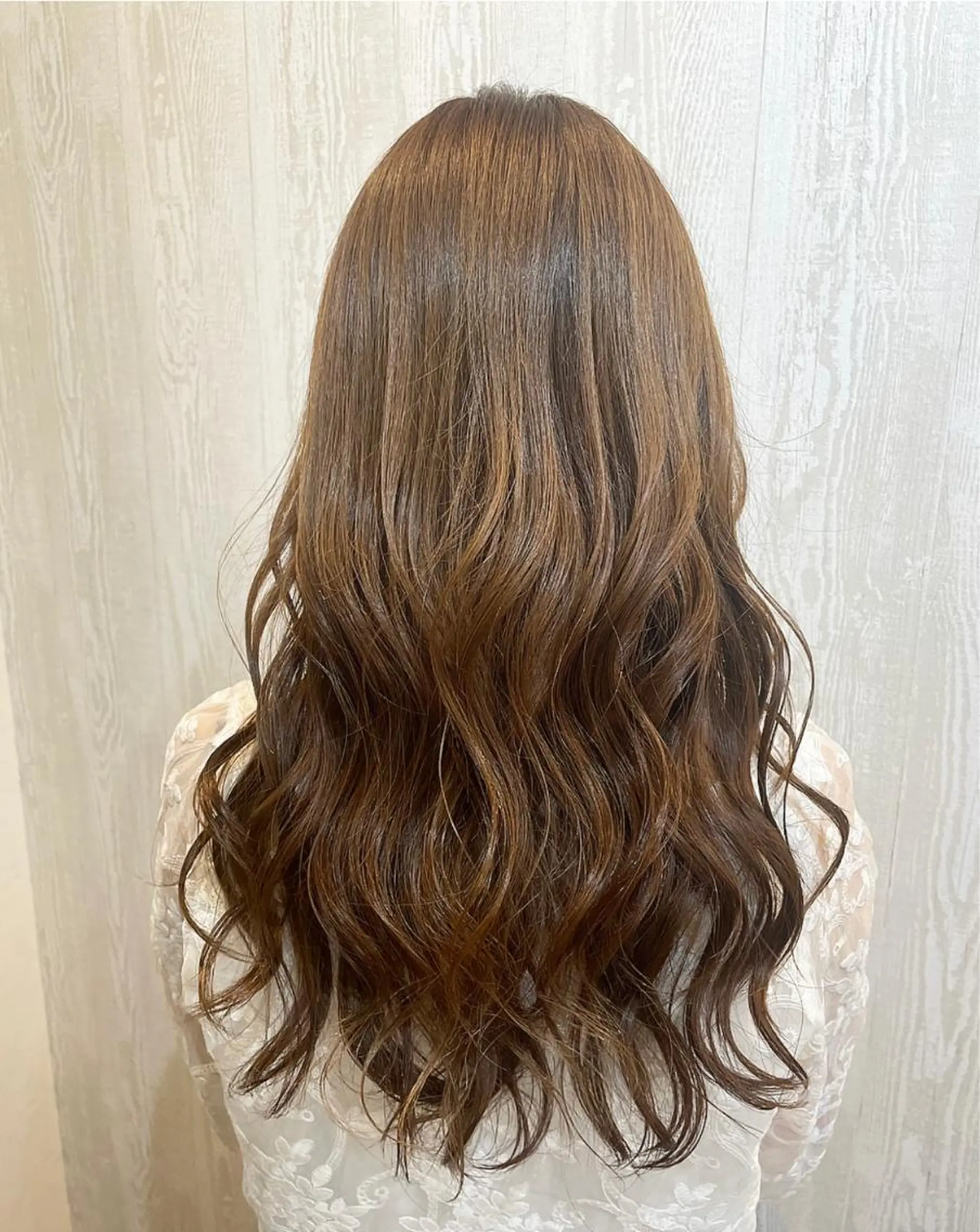 ミディアム カラー ヘアアレンジ HUENEST アカデミーサロンのヘアスタイル