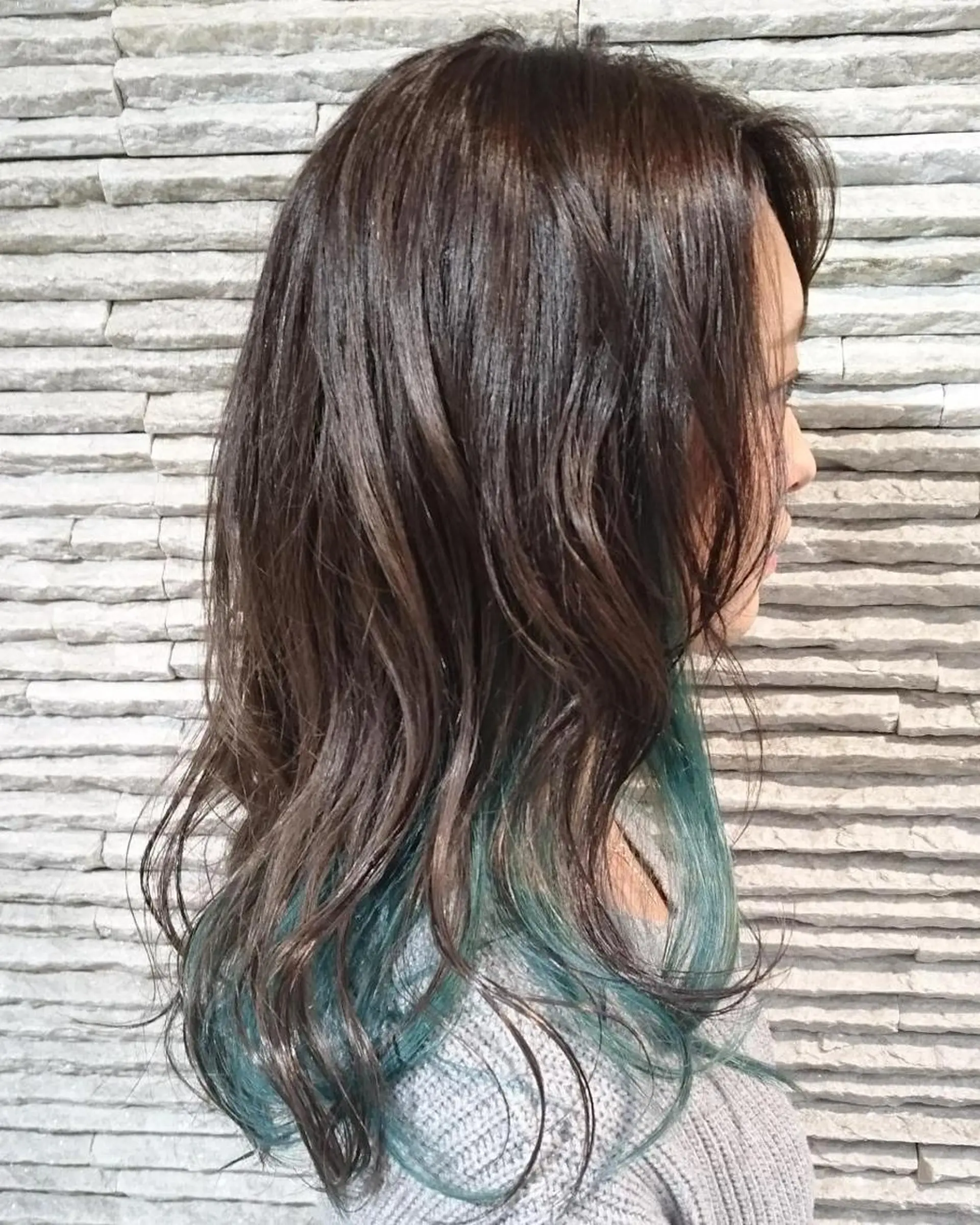 セミロング カラー ヘアアレンジ ヘアカラー トリートメント 嶋田 ゆきのヘアスタイル