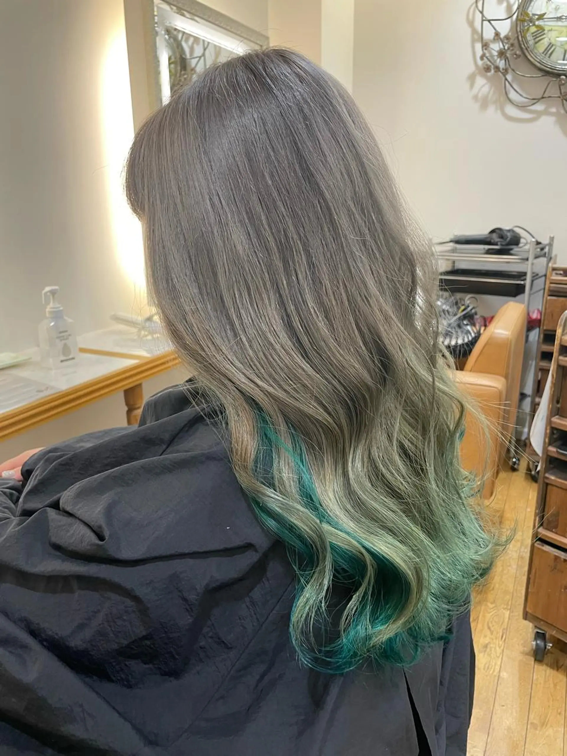 ロング ヘアカラー トリートメント ブリーチ毛矯正.髪質 改善.髪にドラマをのヘアスタイル