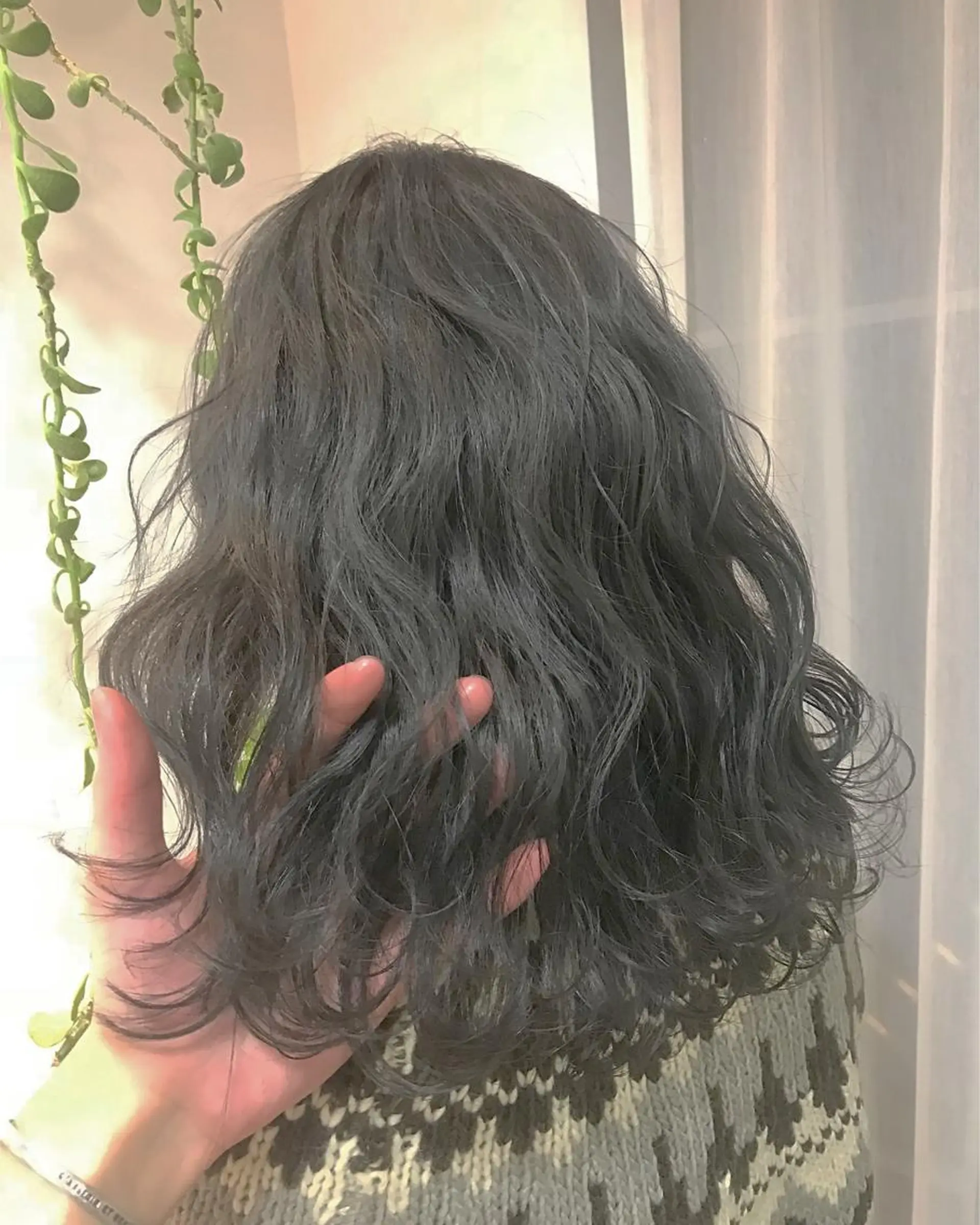 ミディアム DopeLIT モデル募集中のヘアスタイル