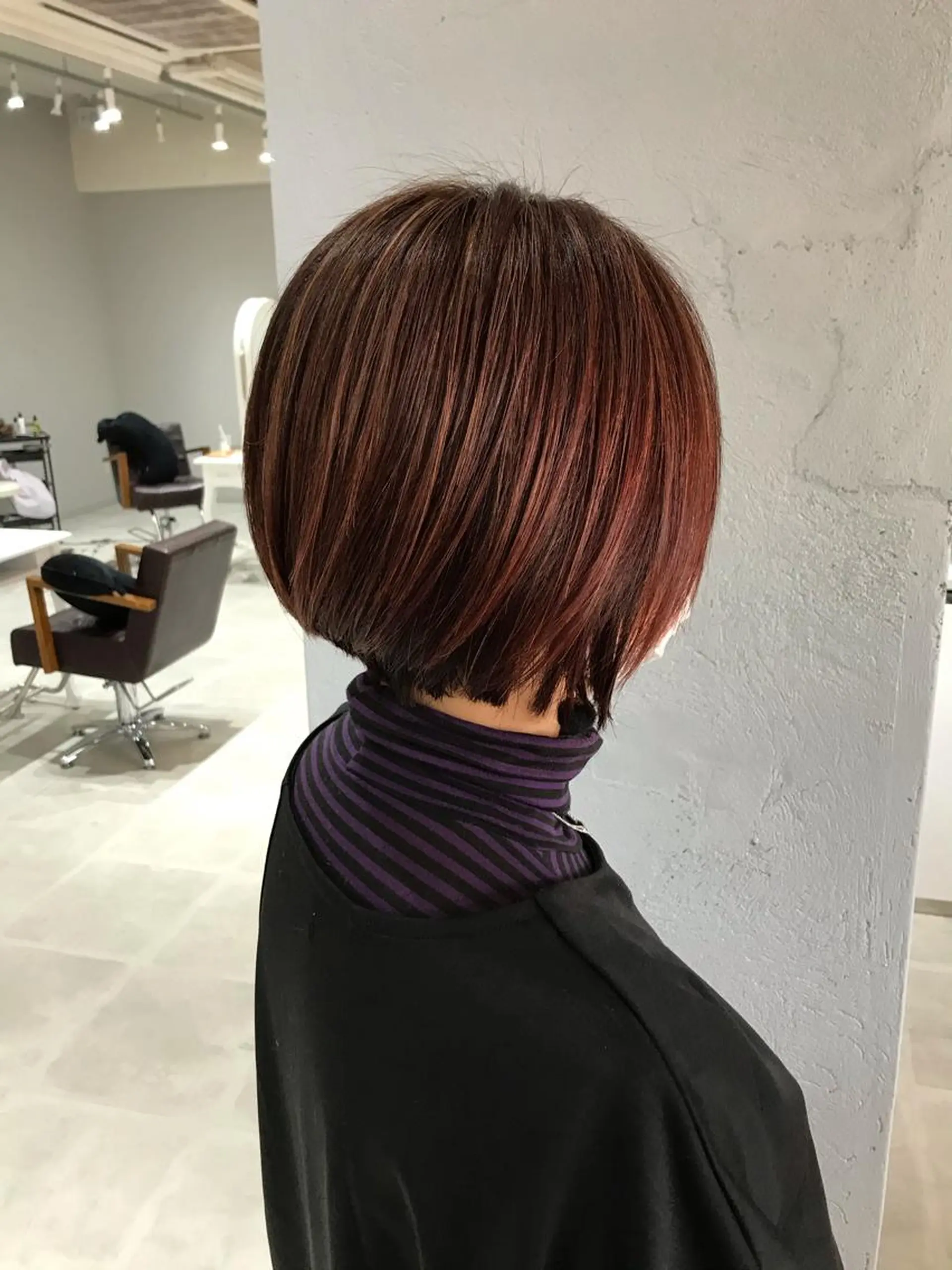 ショート ショートボブ ボブ ハイライト ショートヘア カット レイティスヘア所属・清水 健斗のヘアスタイル