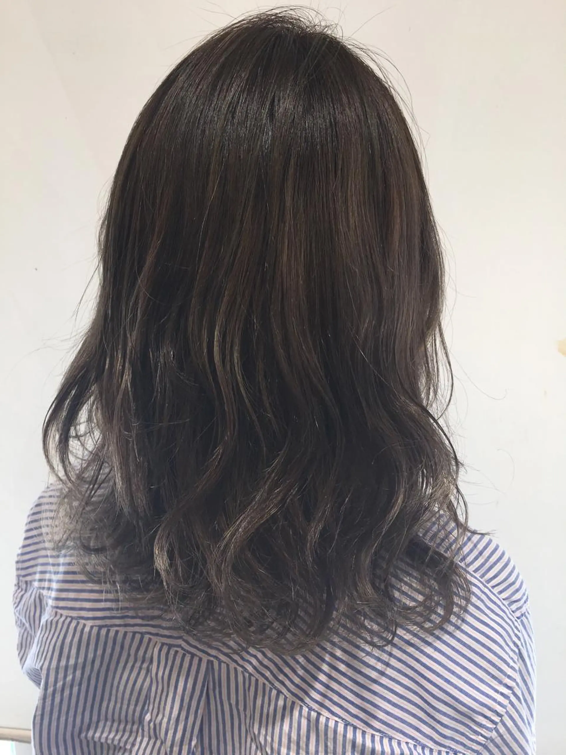 セミロング カラー ヘアアレンジ 透明感カラー トリートメント fukuyasu rikaのネイルデザイン