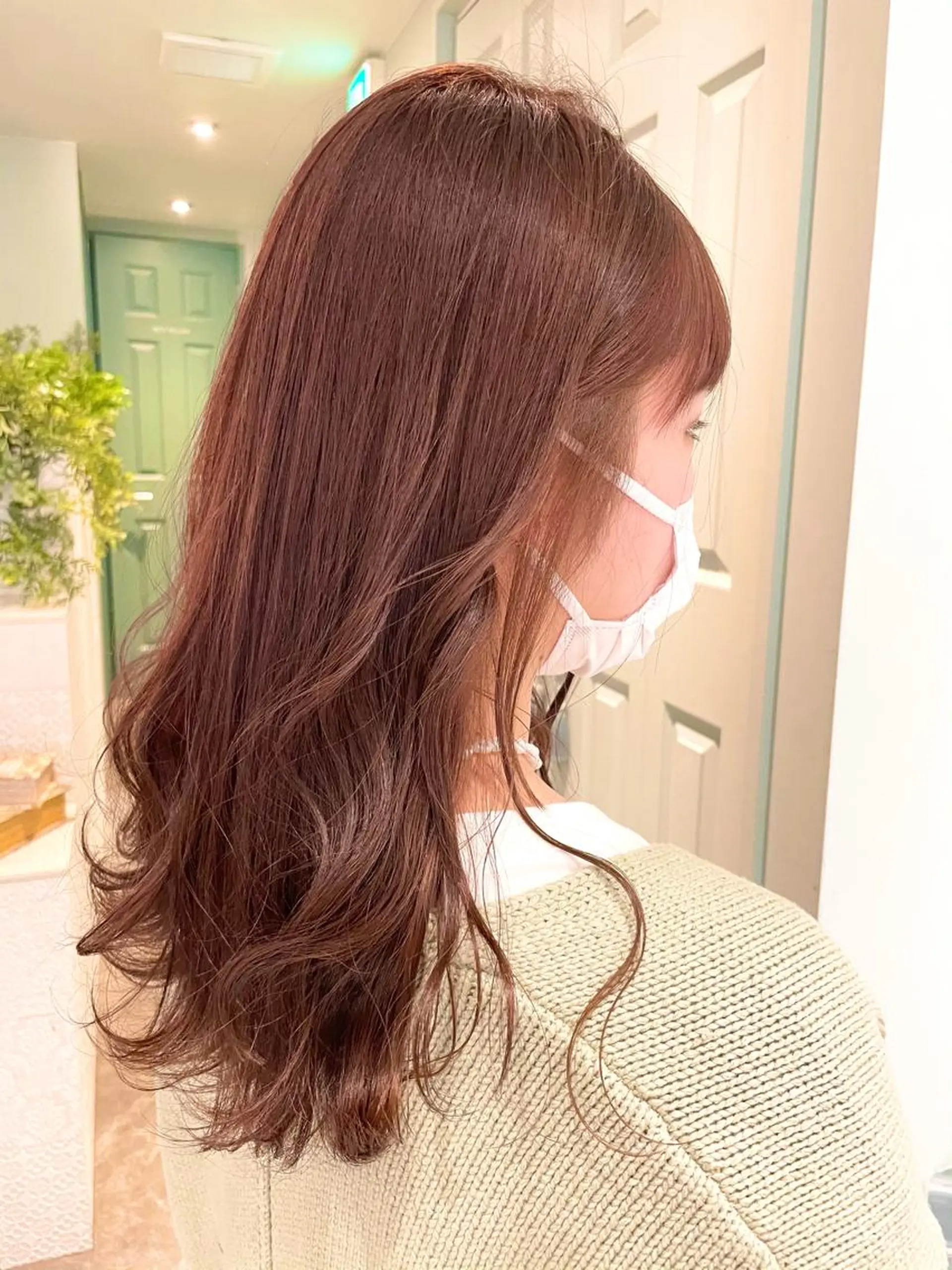 ロング Kanami/韓国風 /艶カラーのヘアスタイル