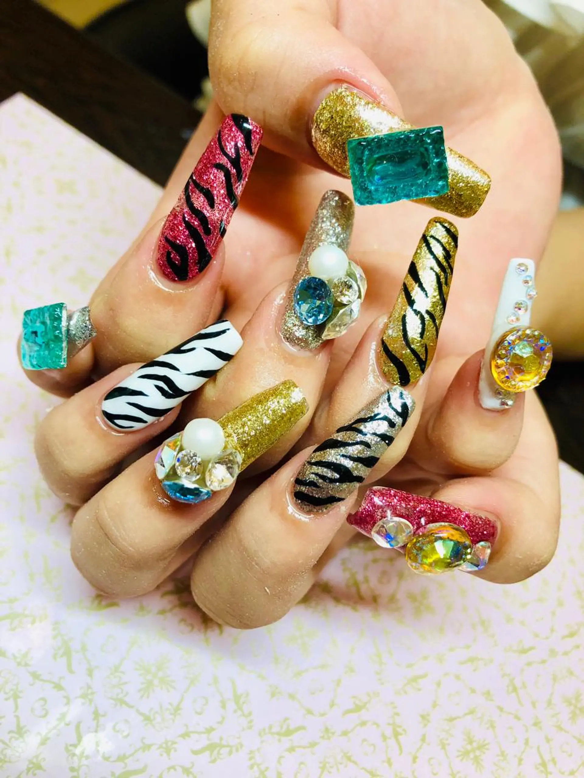 ネイル ハンドネイル Piacere所属・Piacere 絵美のネイルデザイン