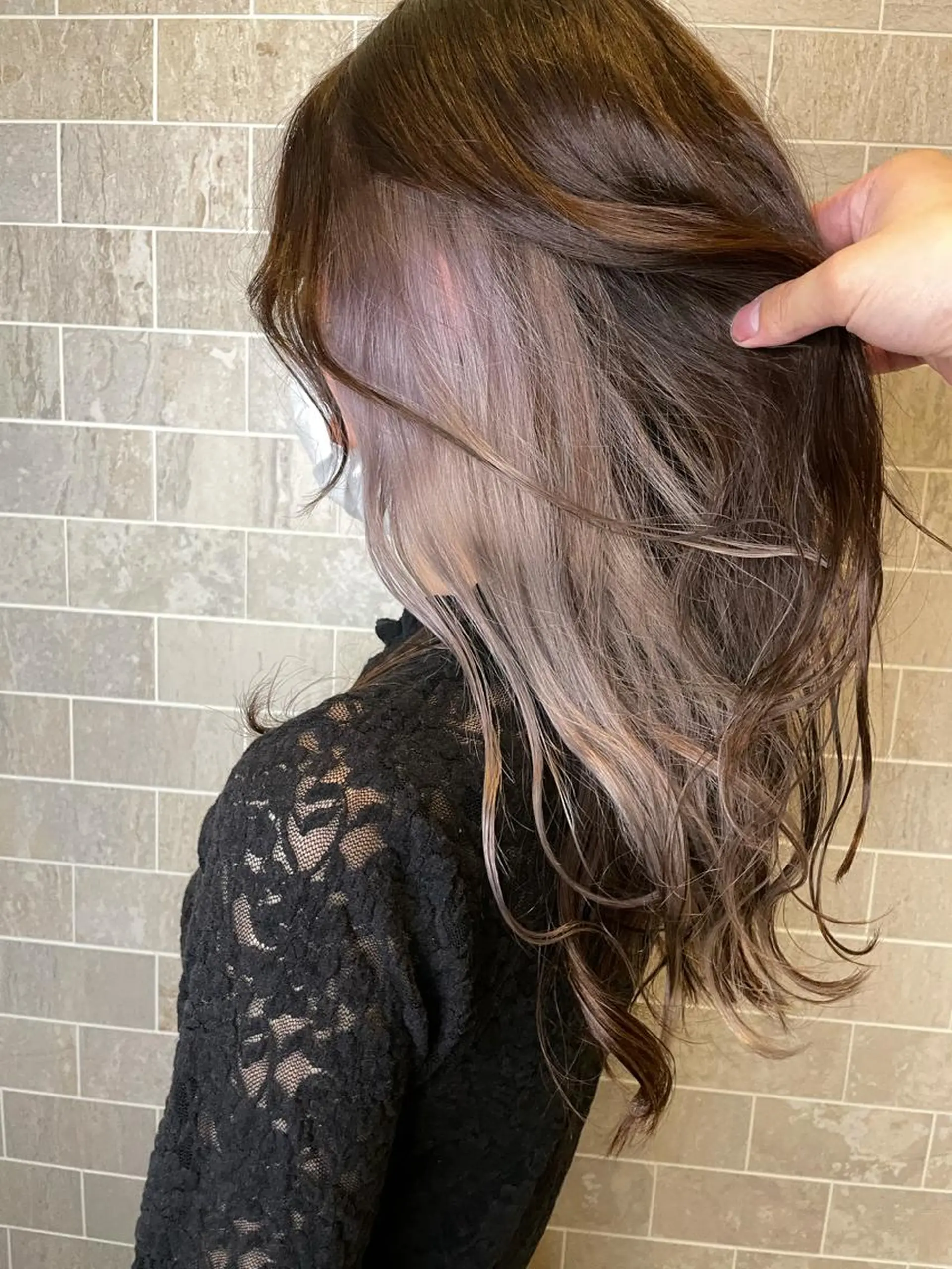 ロング ブリーチ毛矯正.髪質 改善.髪にドラマをのヘアスタイル