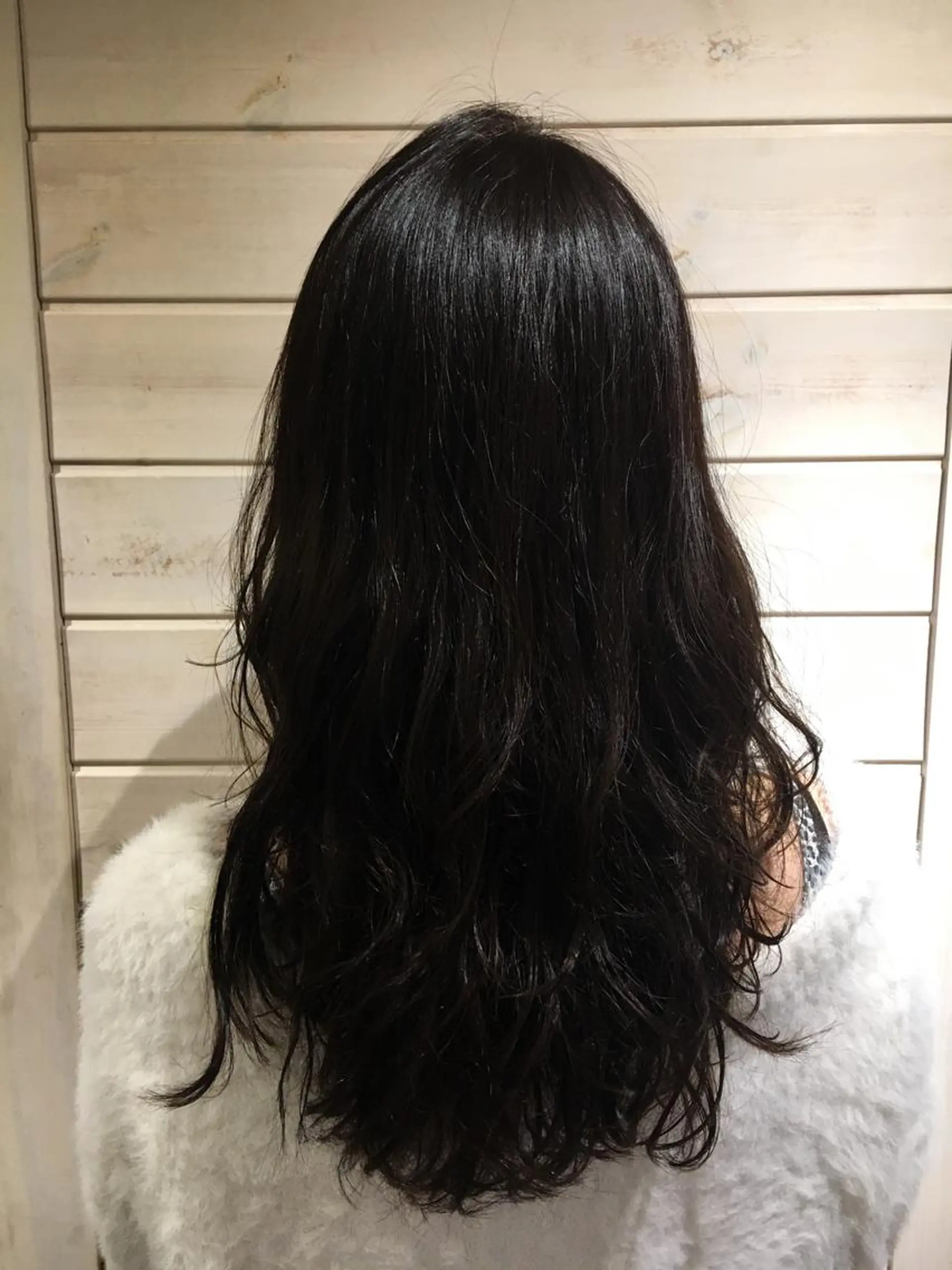 セミロング パーマ 野崎 ひかりのヘアスタイル