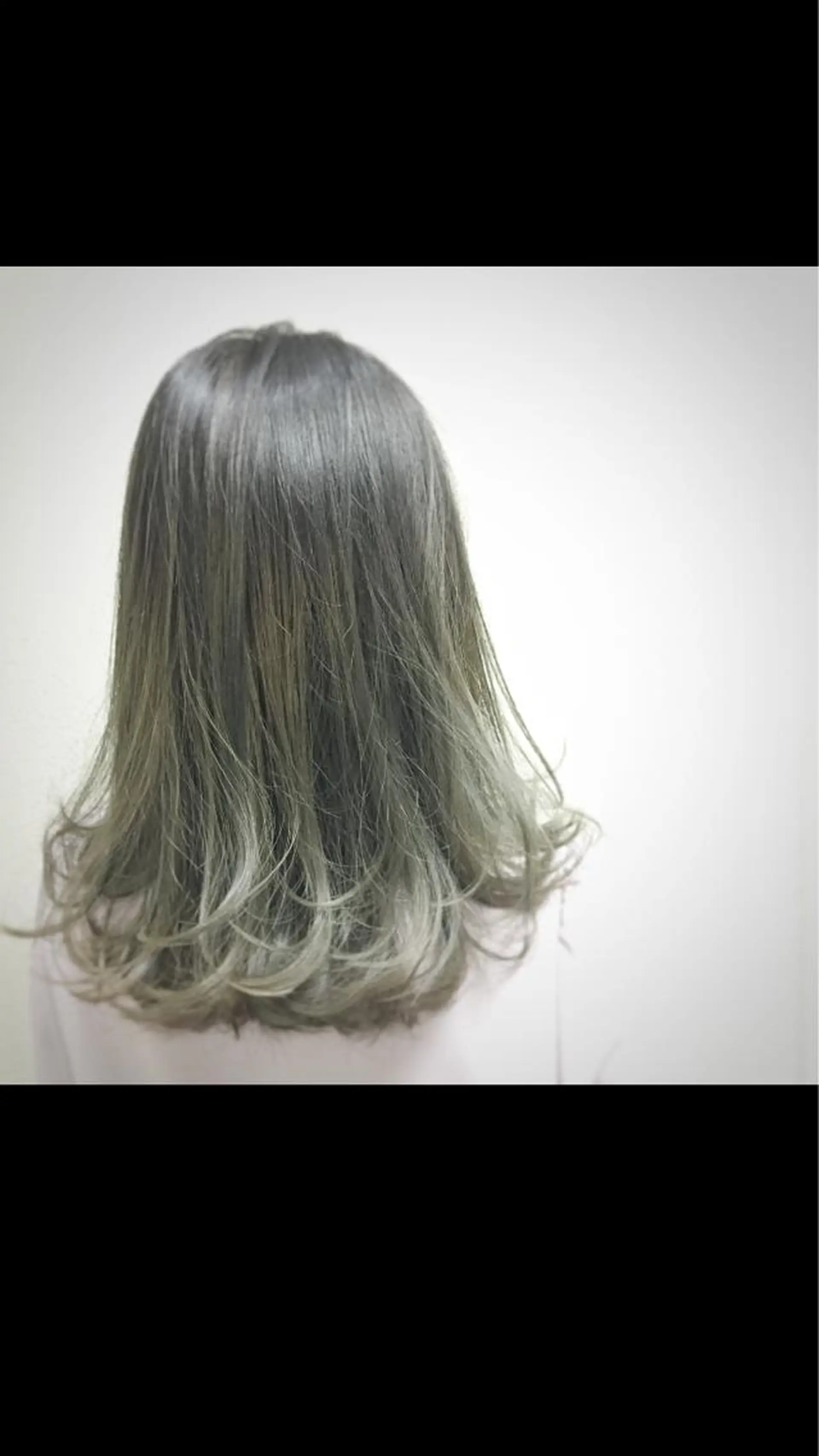 セミロング BonD hairのヘアスタイル