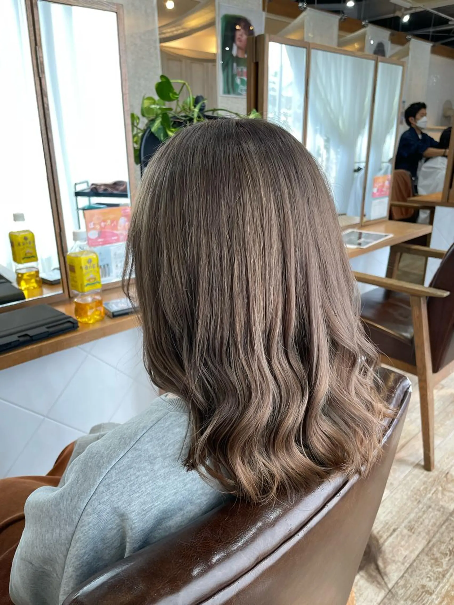 カラー 🍑宮川 愛菜🍑のヘアスタイル