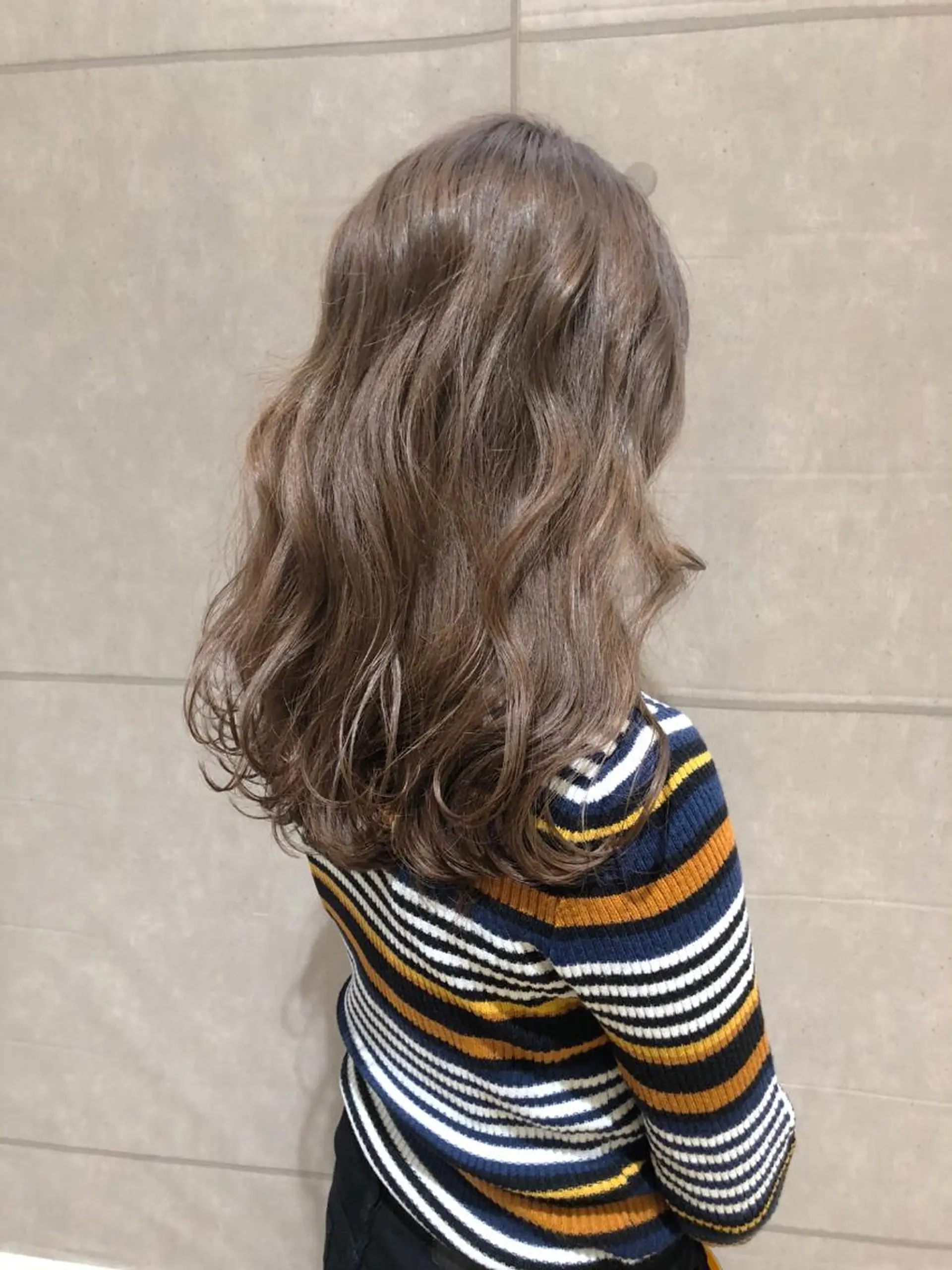 ロング カラー ベージュカラー ブリーチ ケアブリーチ 韓国ヘア得意❤︎森澤 悠佳のヘアスタイル