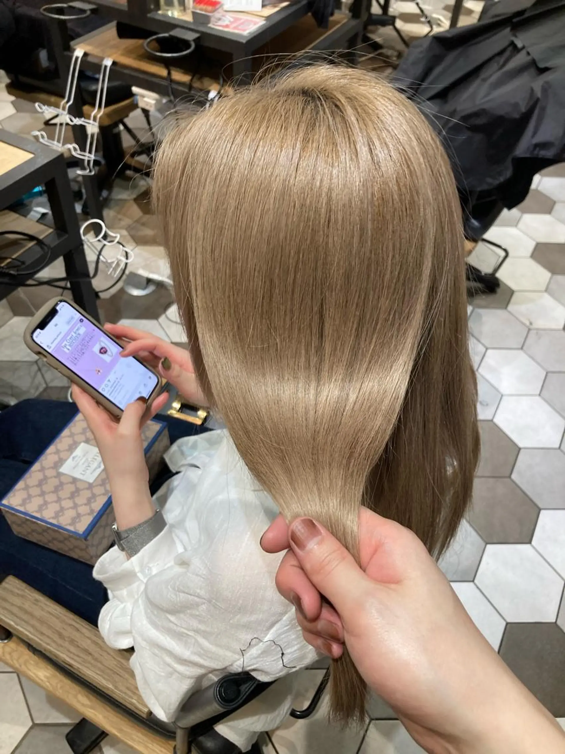 ミディアム カラー カット ヘアカラー トリートメント 髪質改善/痛ませ ないカラー/西村航大のヘアスタイル