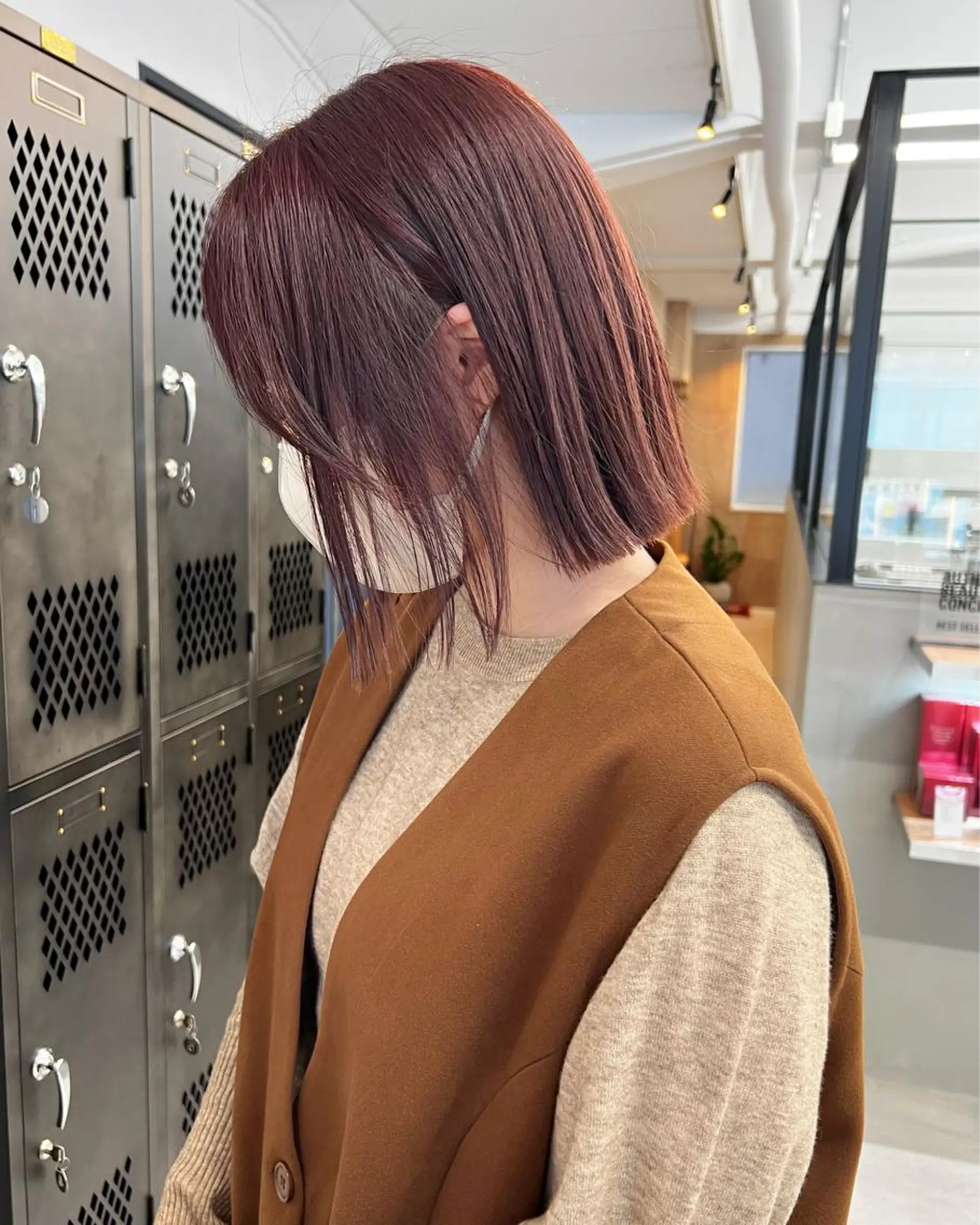 ショート カラー 切りっぱなしボブ ブリーチ ボブ カット ヘアカラー トリートメント 樫原裕二 /柔らかいカラーのヘアスタイル