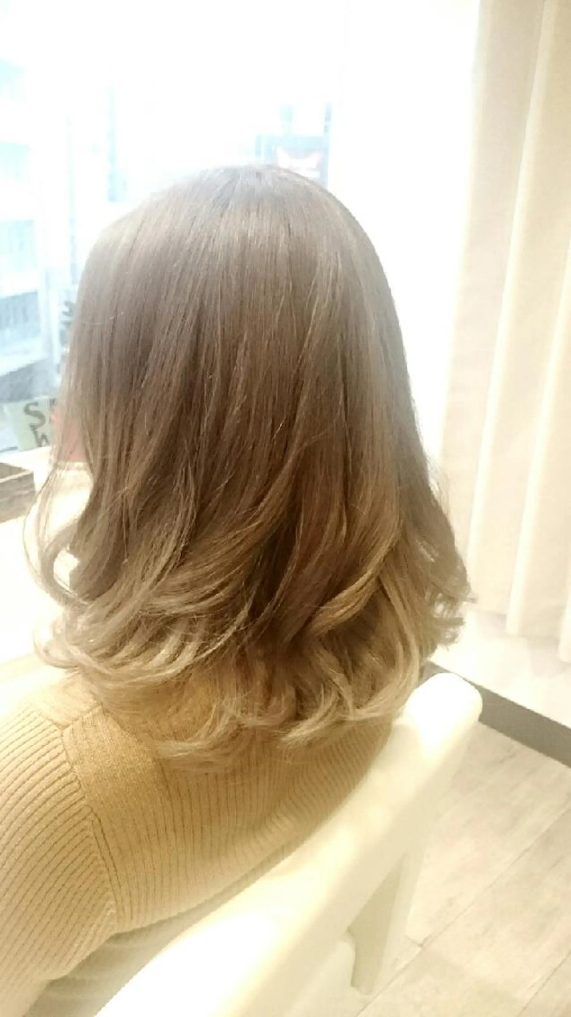ミディアム カラー SAI hairgardenのヘアスタイル