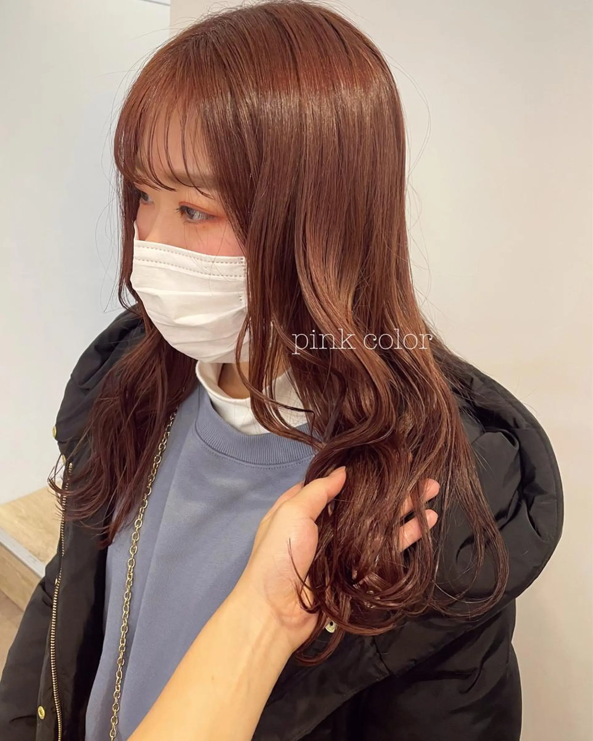 ロング カラー 佐藤 永夏のヘアスタイル