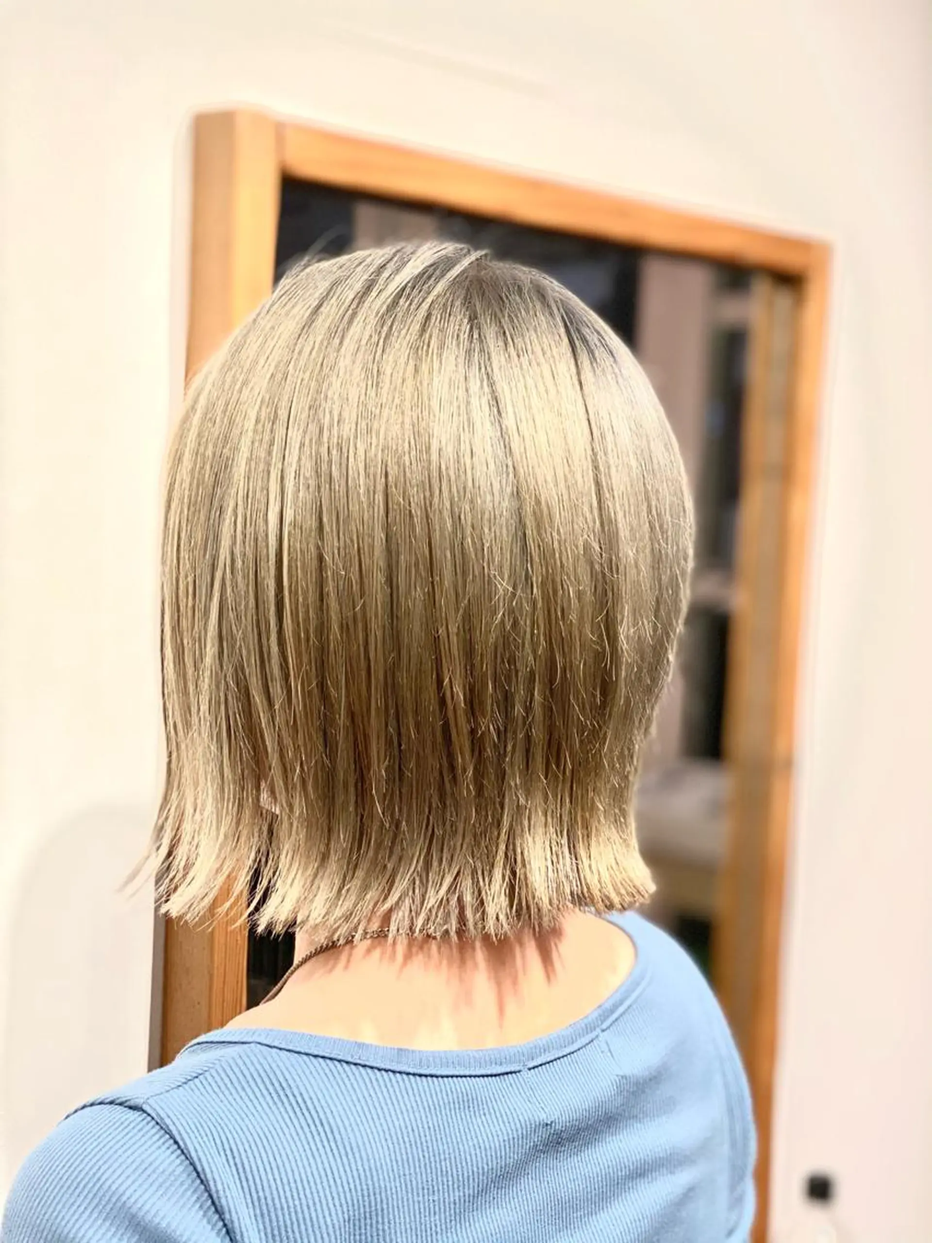 ショート アッシュ カット ヘアカラー トリートメント わかばやし ゆうこのヘアスタイル