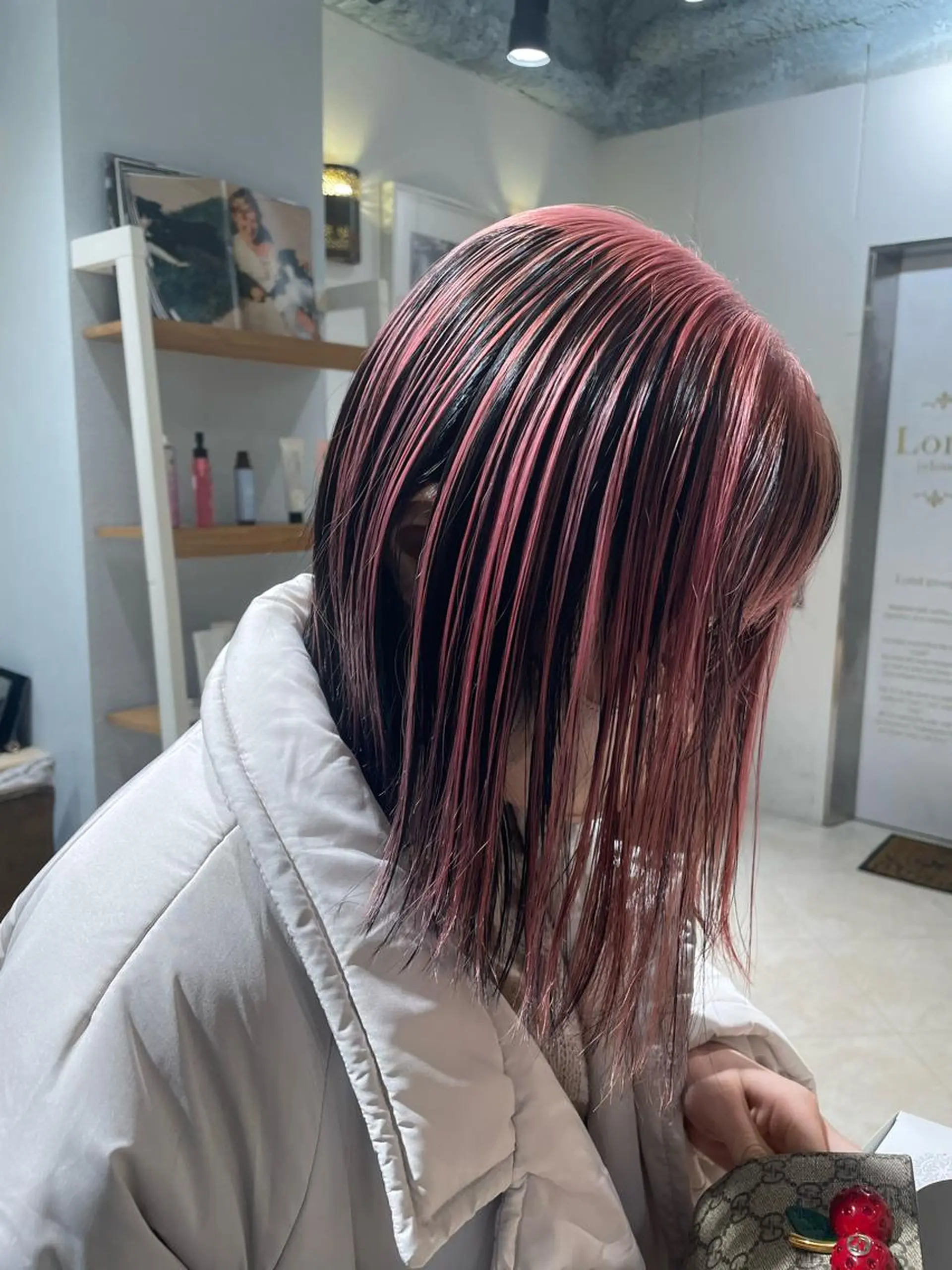 ショート カラー 🥇KEN /レイヤー/艶カラーのヘアスタイル