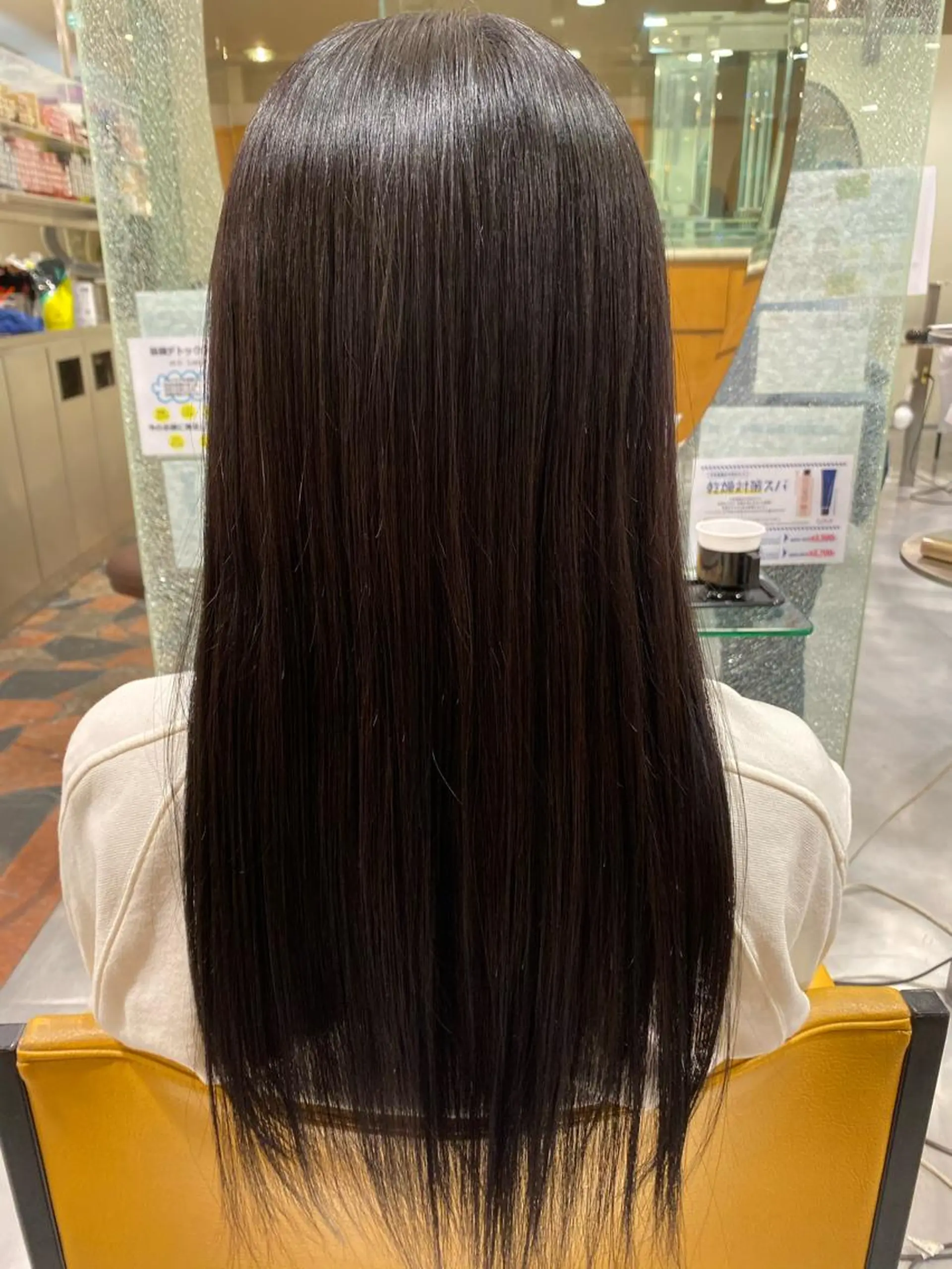 ロング 三田 豪のヘアスタイル