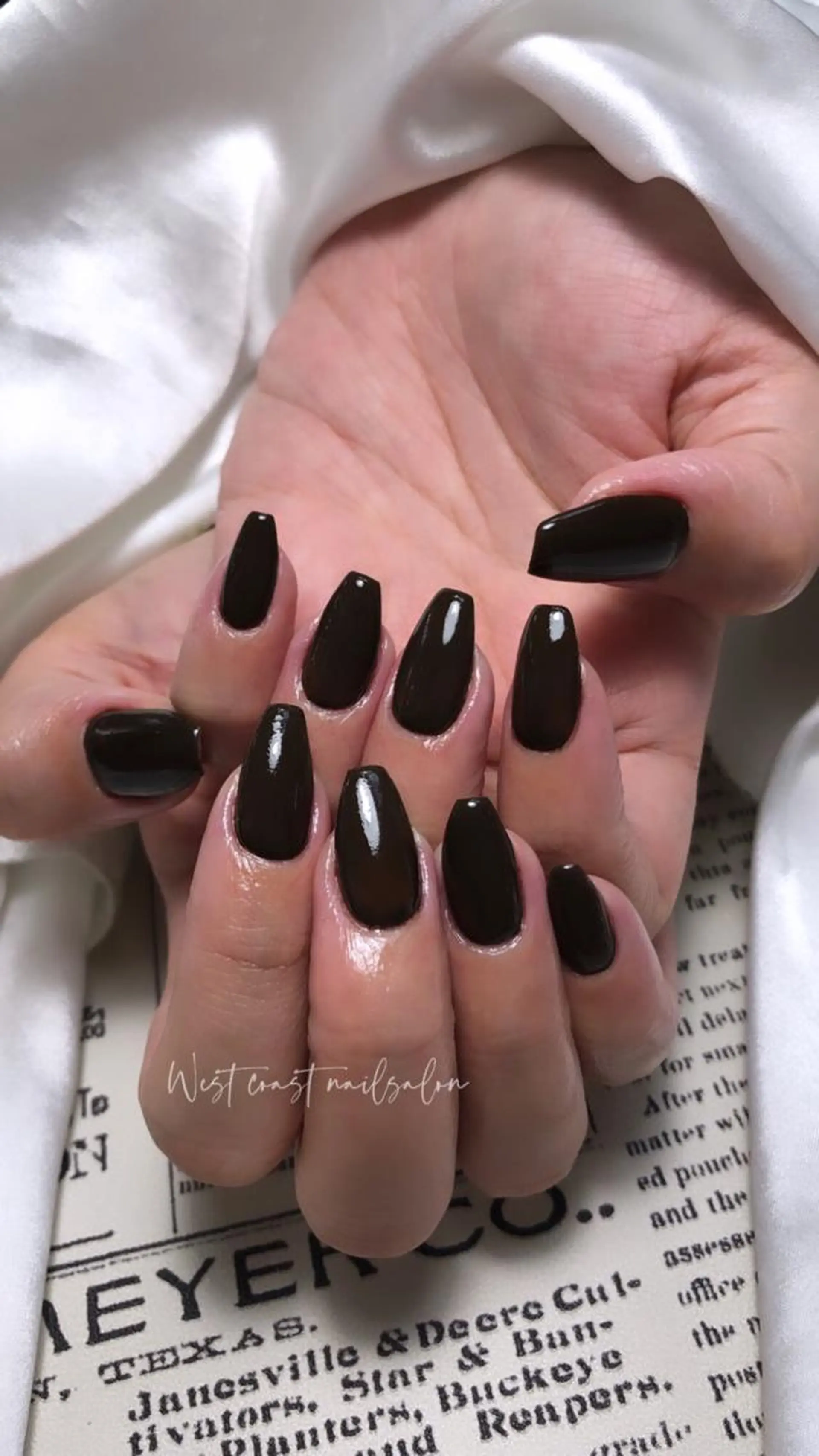 ネイル リボン、ガーリー パーツ放題専門店のネイルデザイン