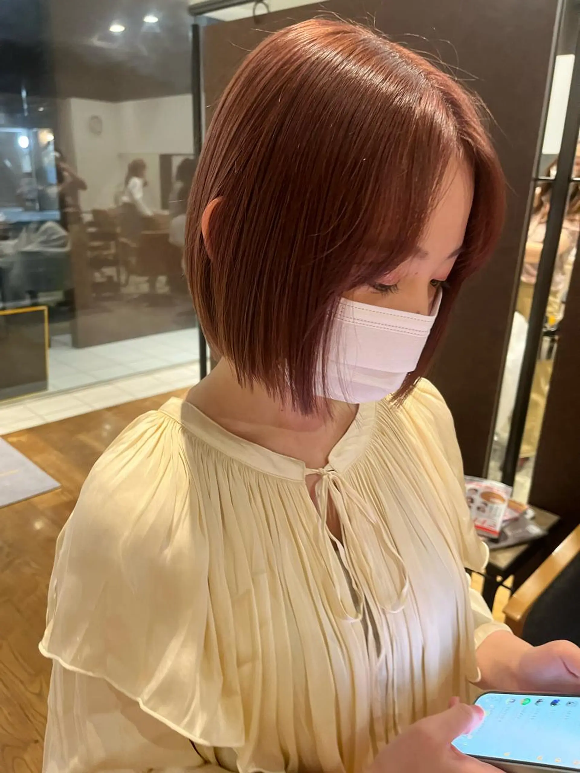 ショート marino/ カラー/顔周りカットのヘアスタイル