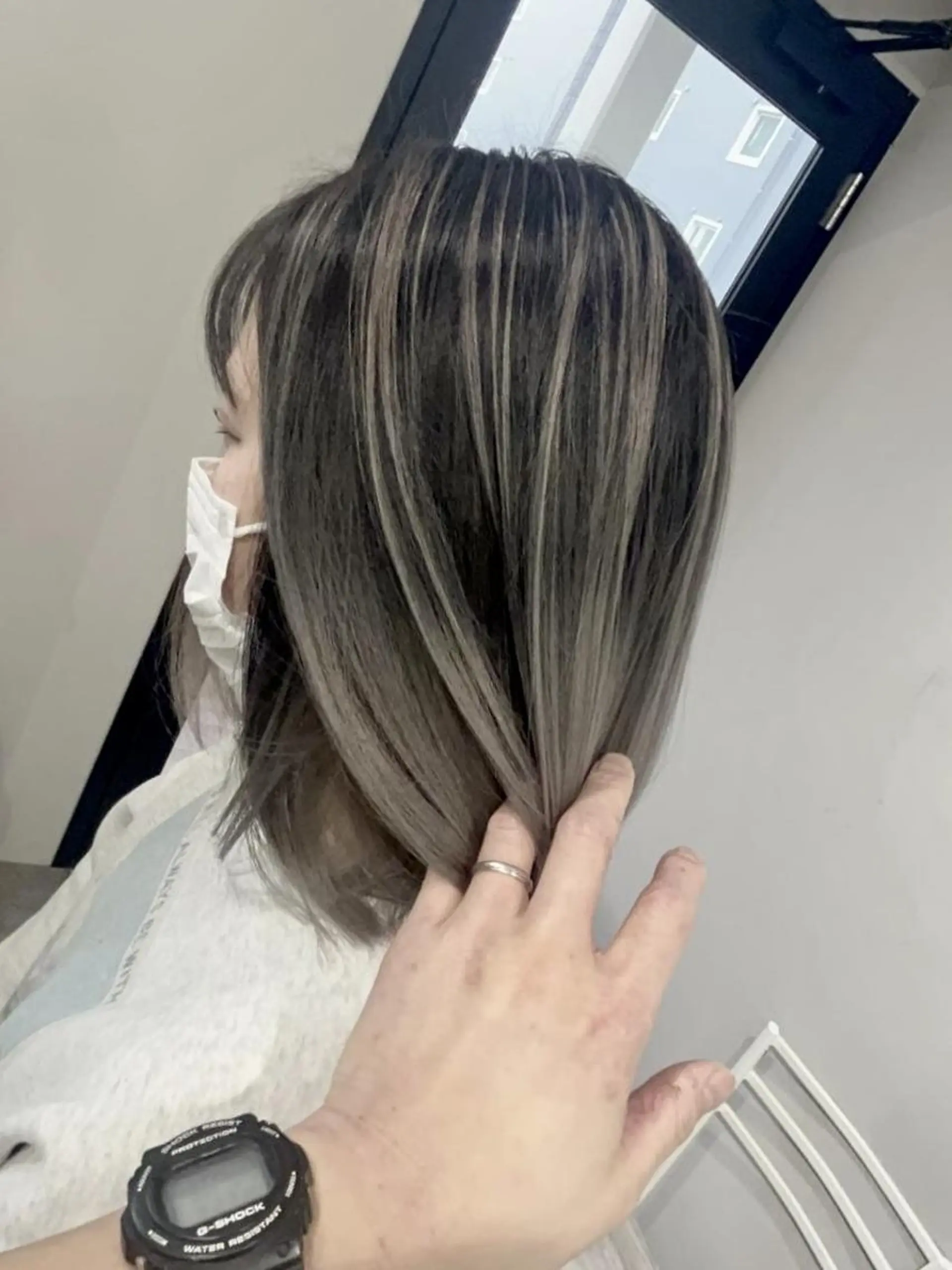 セミロング カラー ✨【公式】 juhl.横浜✨のヘアスタイル