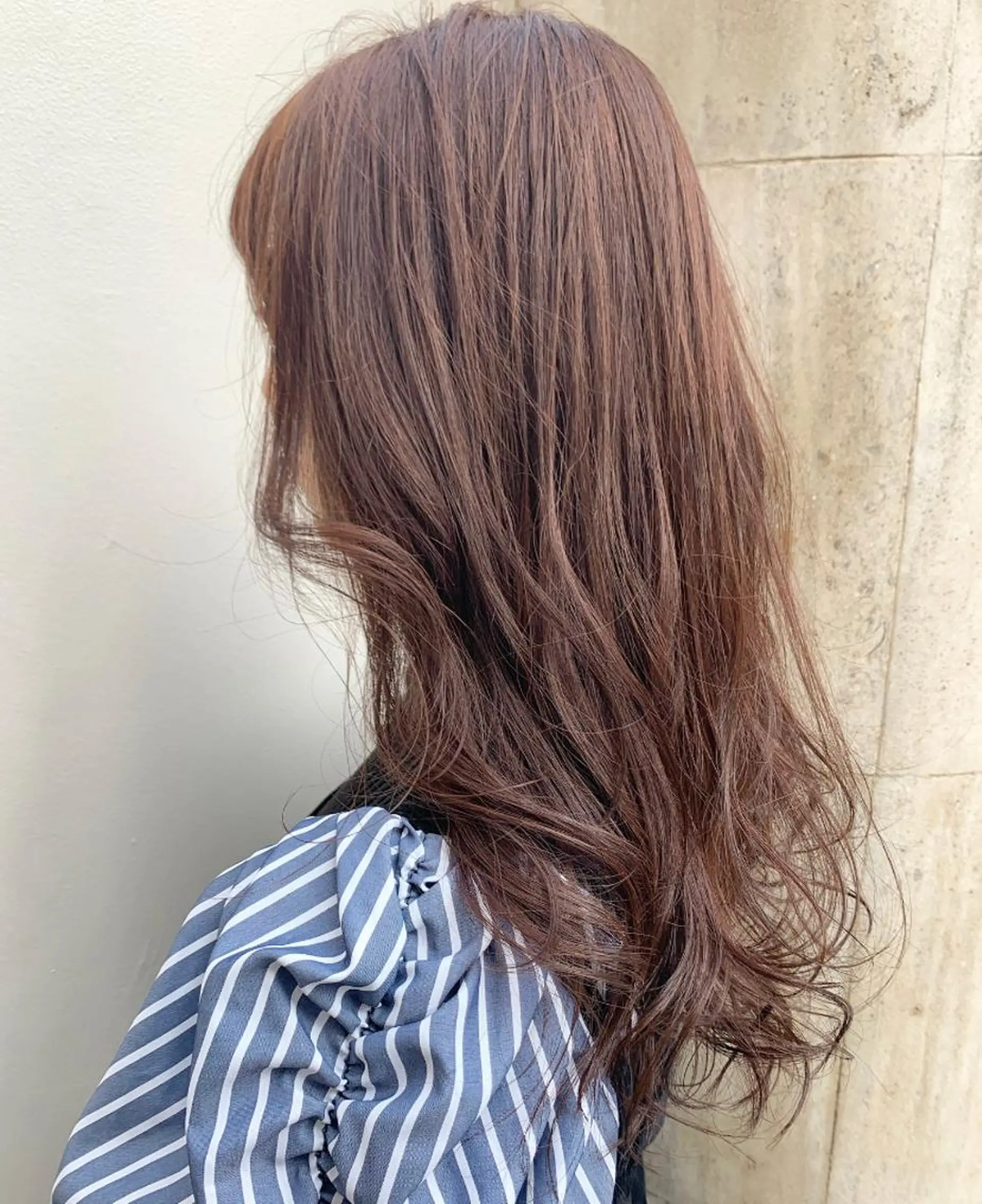 ロング カラー ヘアアレンジ SALOWIN原宿ash店所属・憧れの艶ハイトーンへ 🐈サイサキのヘアスタイル