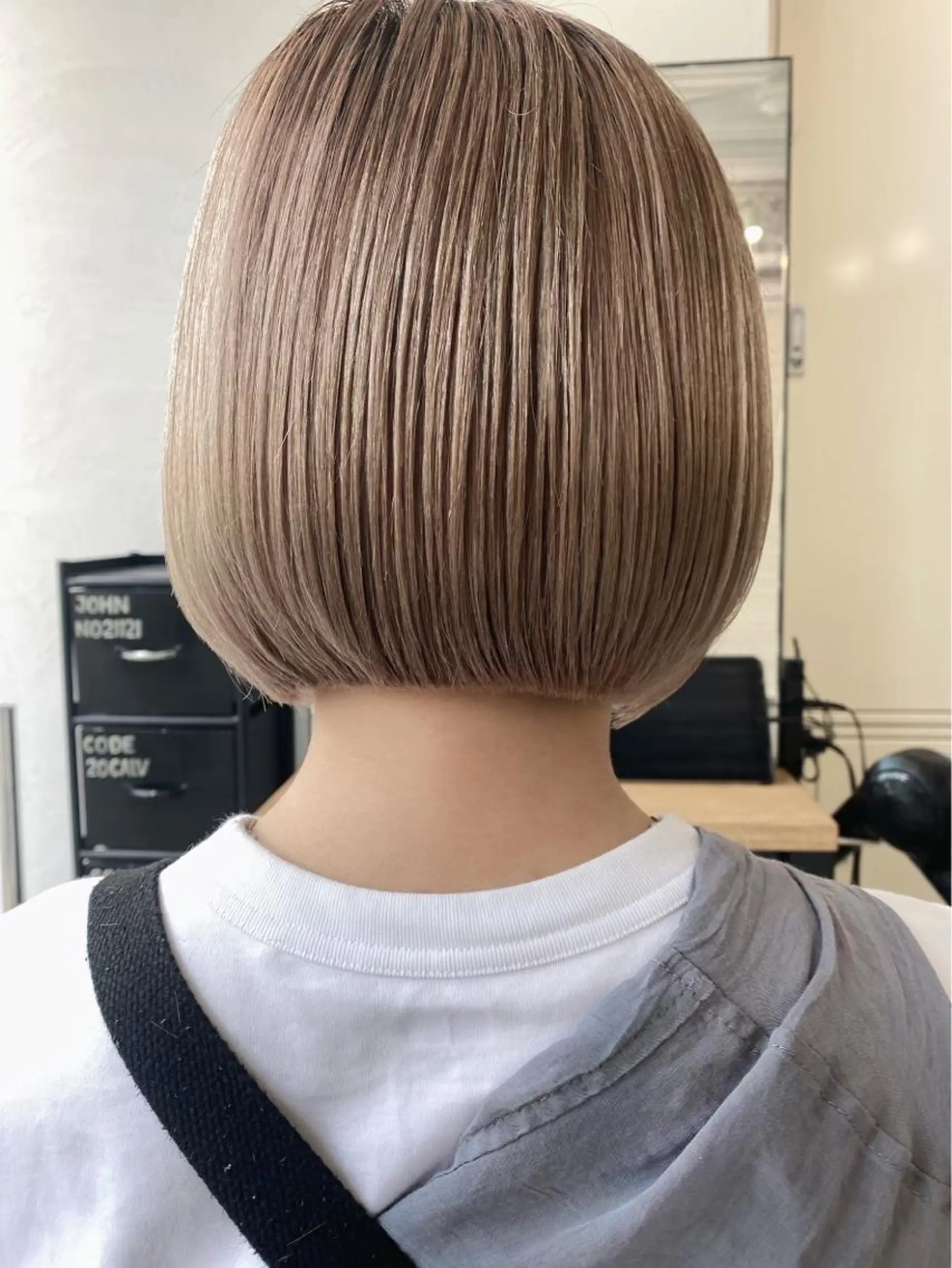 ショート カラー 🧸艶々韓国ヘア 🧁mizunaのヘアスタイル