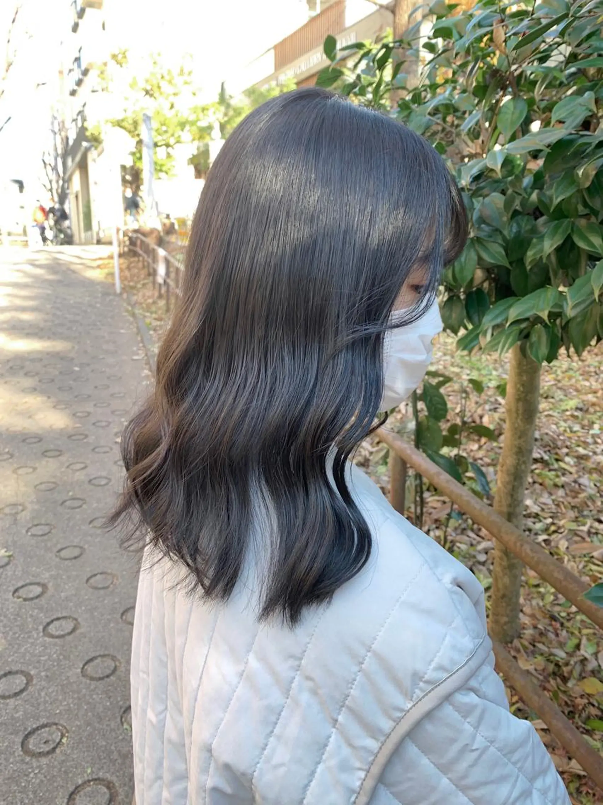 ミディアム カラー ダークグレー ダークグレージュ グレージュ ヘアカラー トリートメント little 小濱彰太のヘアスタイル