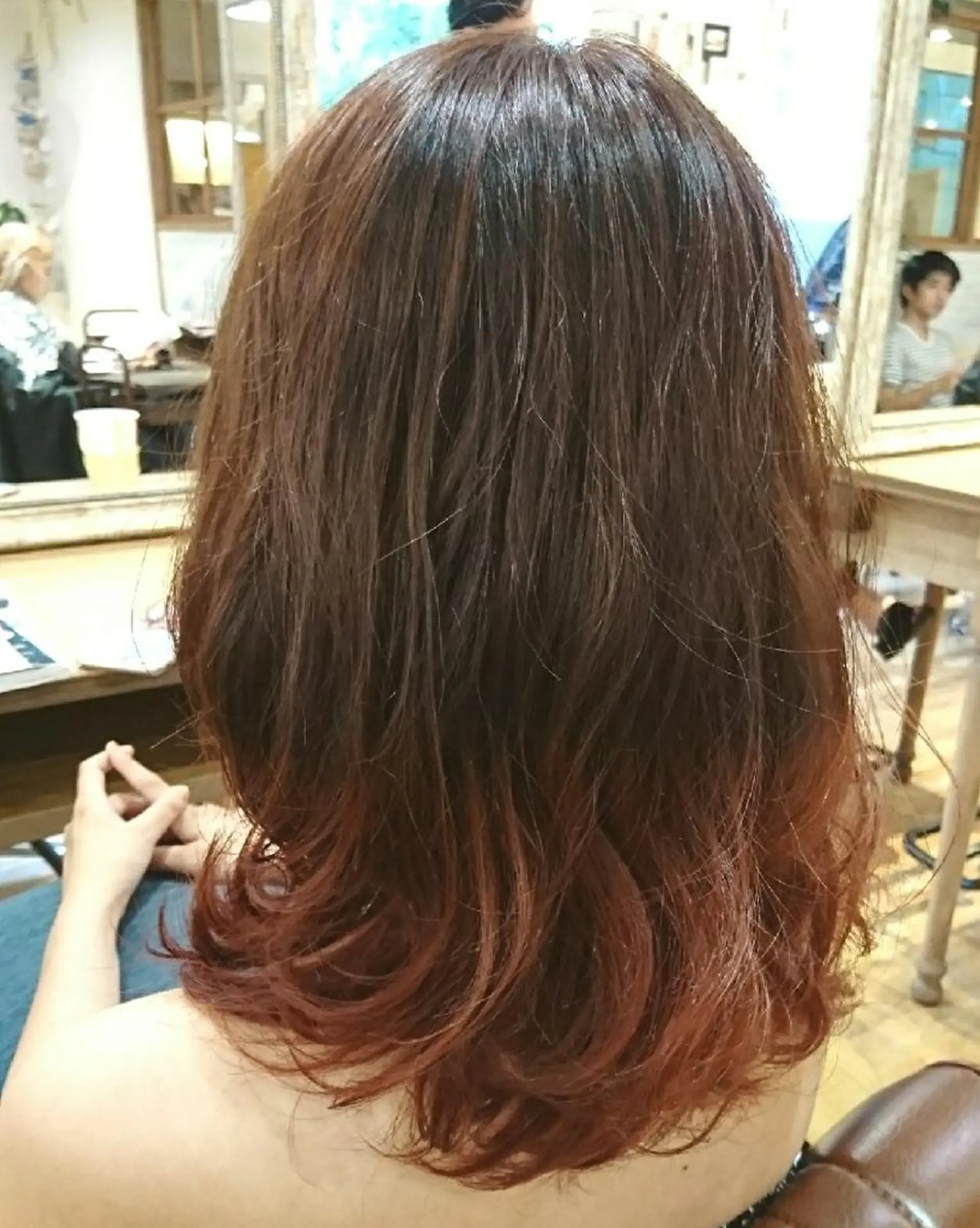 ミディアム カラー グラデーションカラー レッドカラー ＊Cielo＊ 佐藤 幸世のヘアスタイル