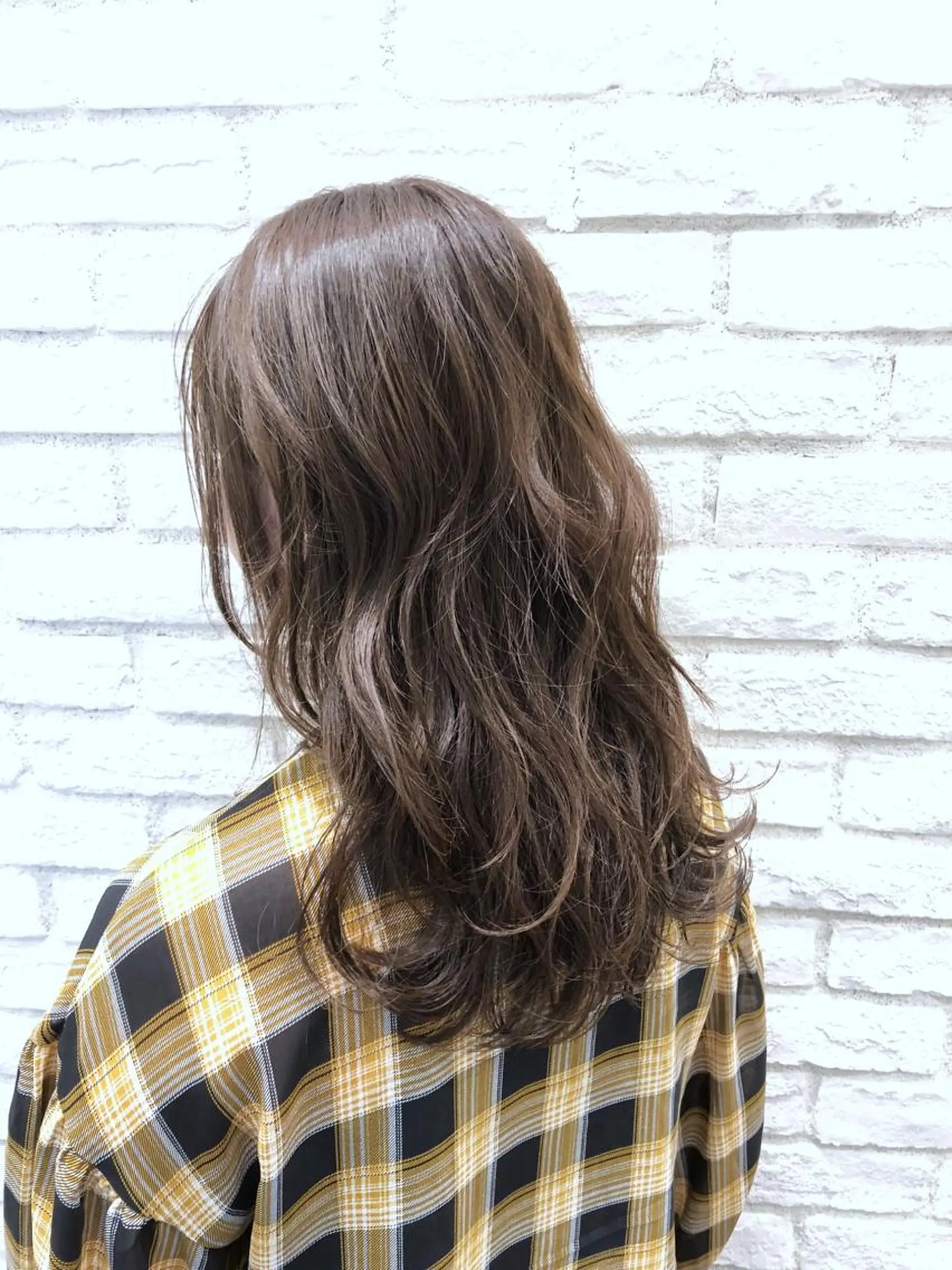 セミロング アッシュ ヘアカラー トリートメント 🤍美髪改善職人🤍 高橋　臣介 店長のヘアスタイル