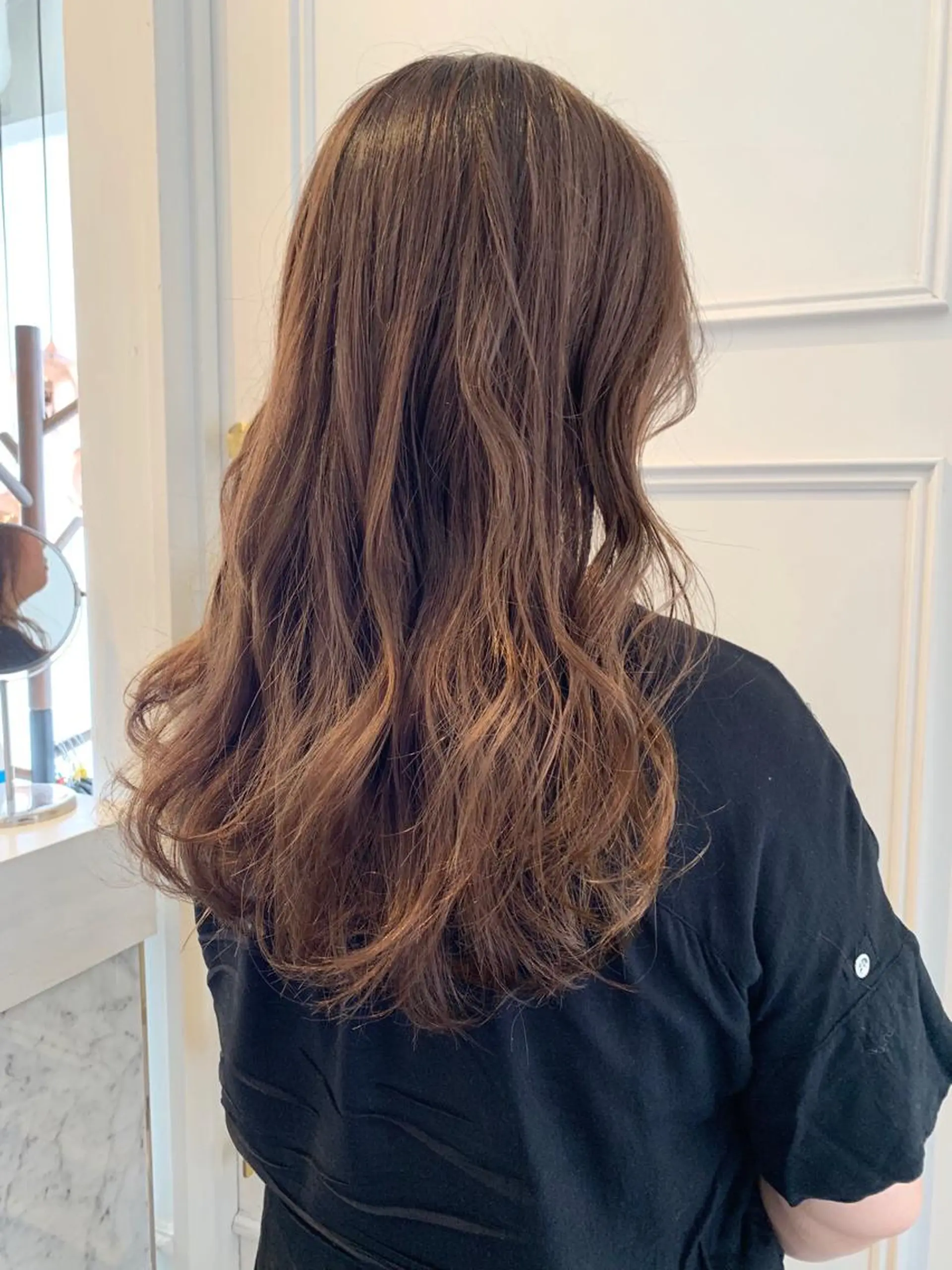 ロング カラー 安藤 佑衣のヘアスタイル