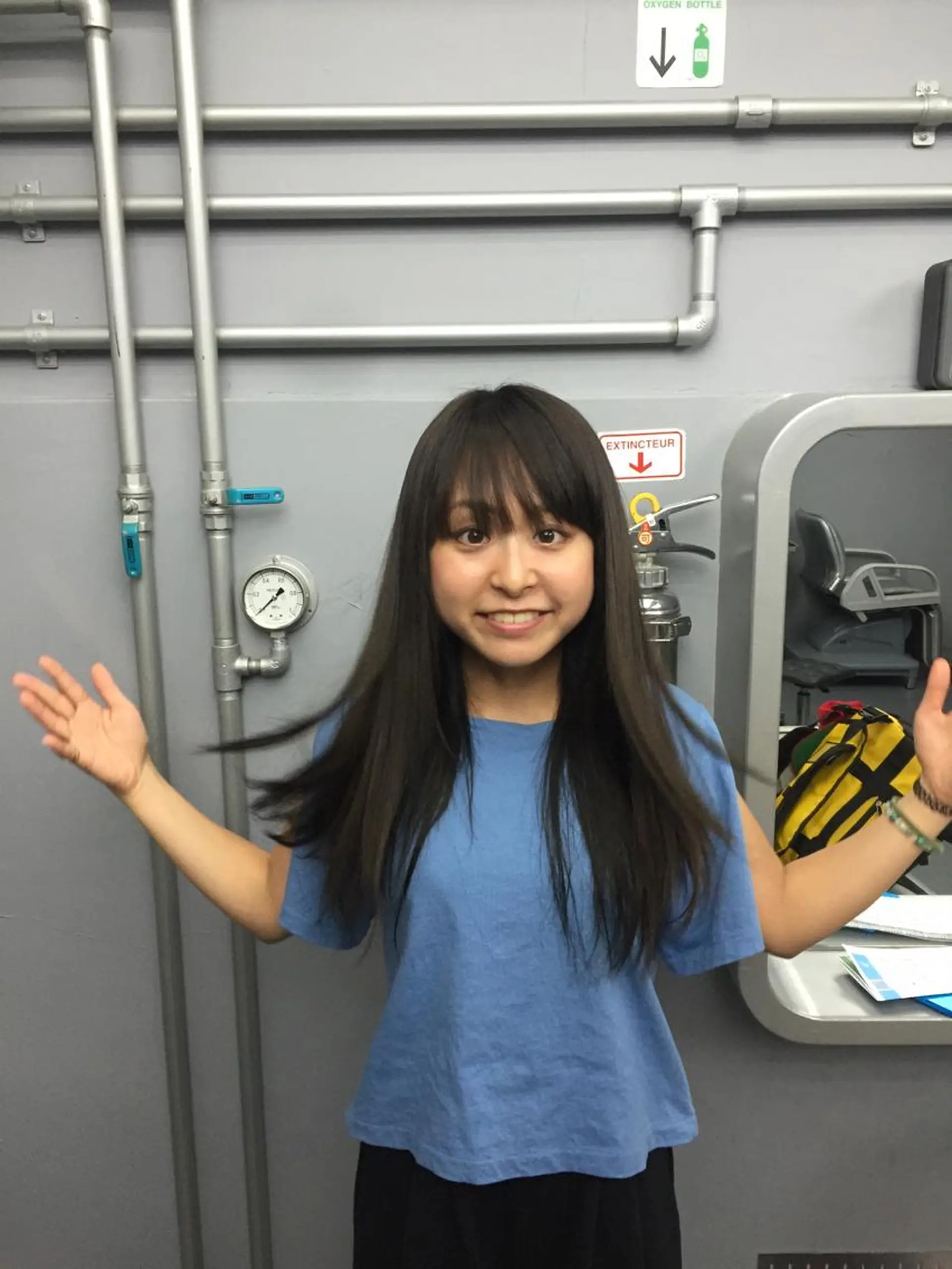 ロング カラー 黒髪 ロング ボリューム所属・清田 仁のヘアスタイル