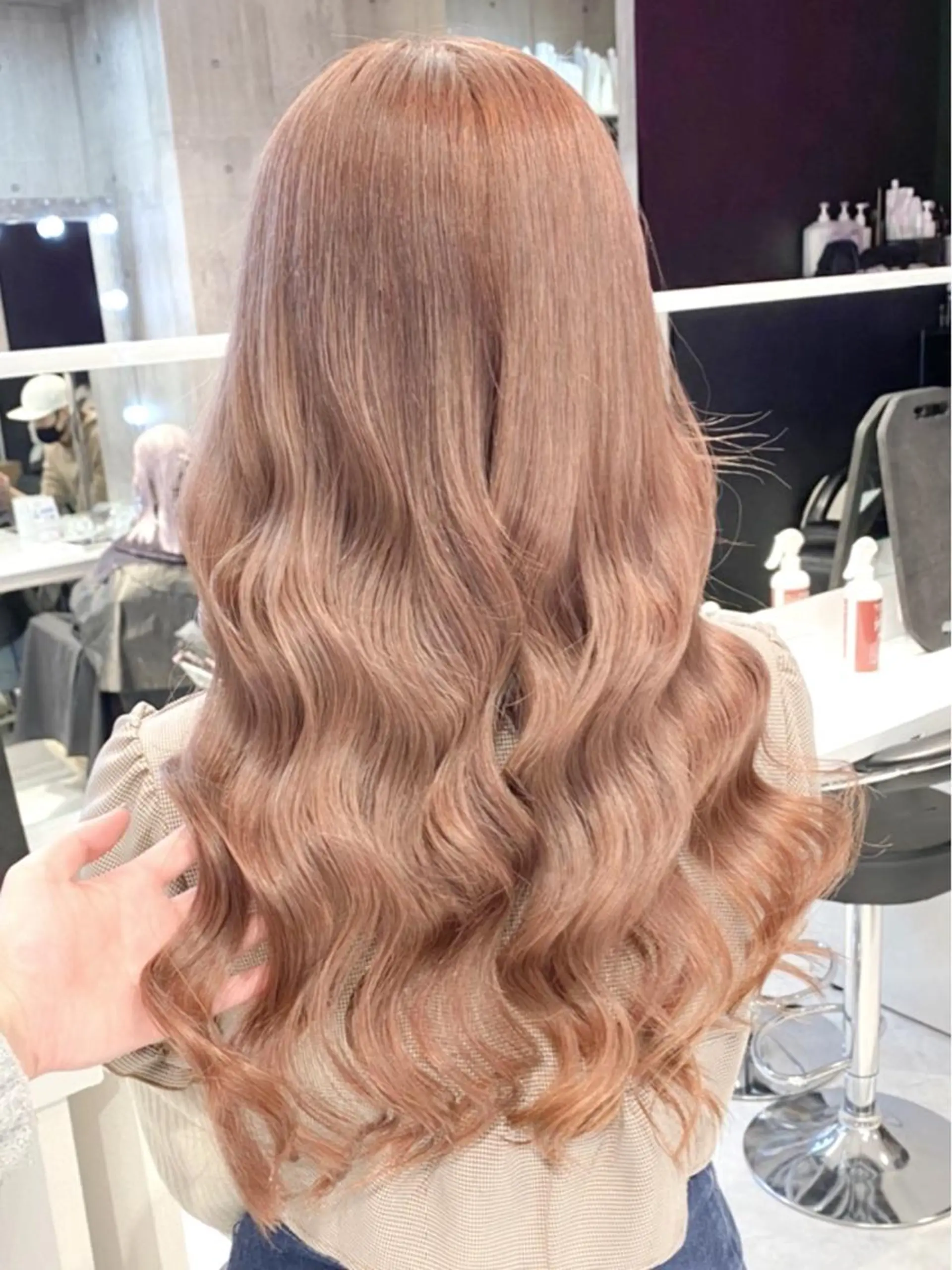 セミロング ヘアカラー トリートメント ハイトーン髪質改善 🎀🐰堀川智史🎀のヘアスタイル