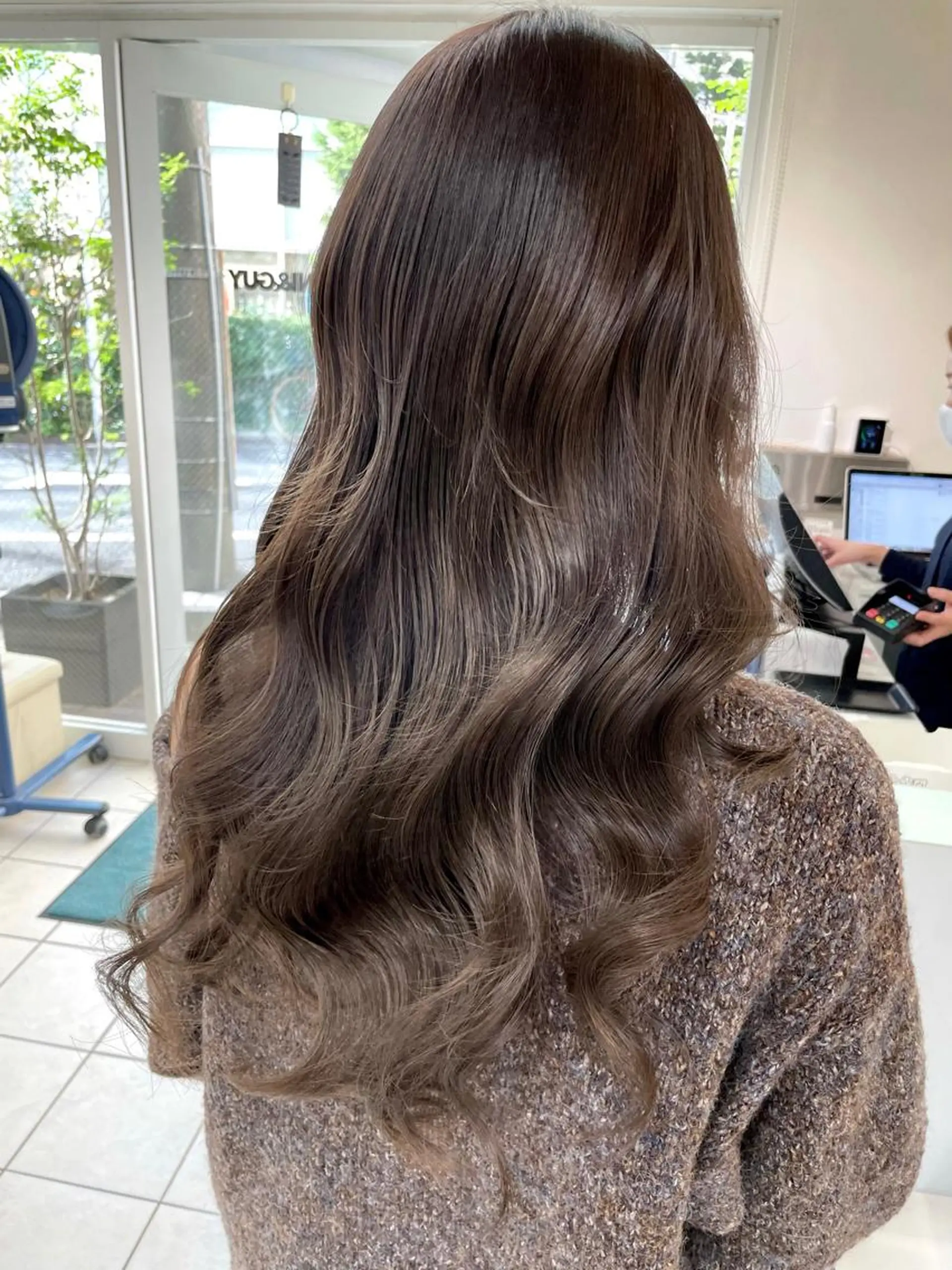 ロング カラー 寺山 佳貴のヘアスタイル