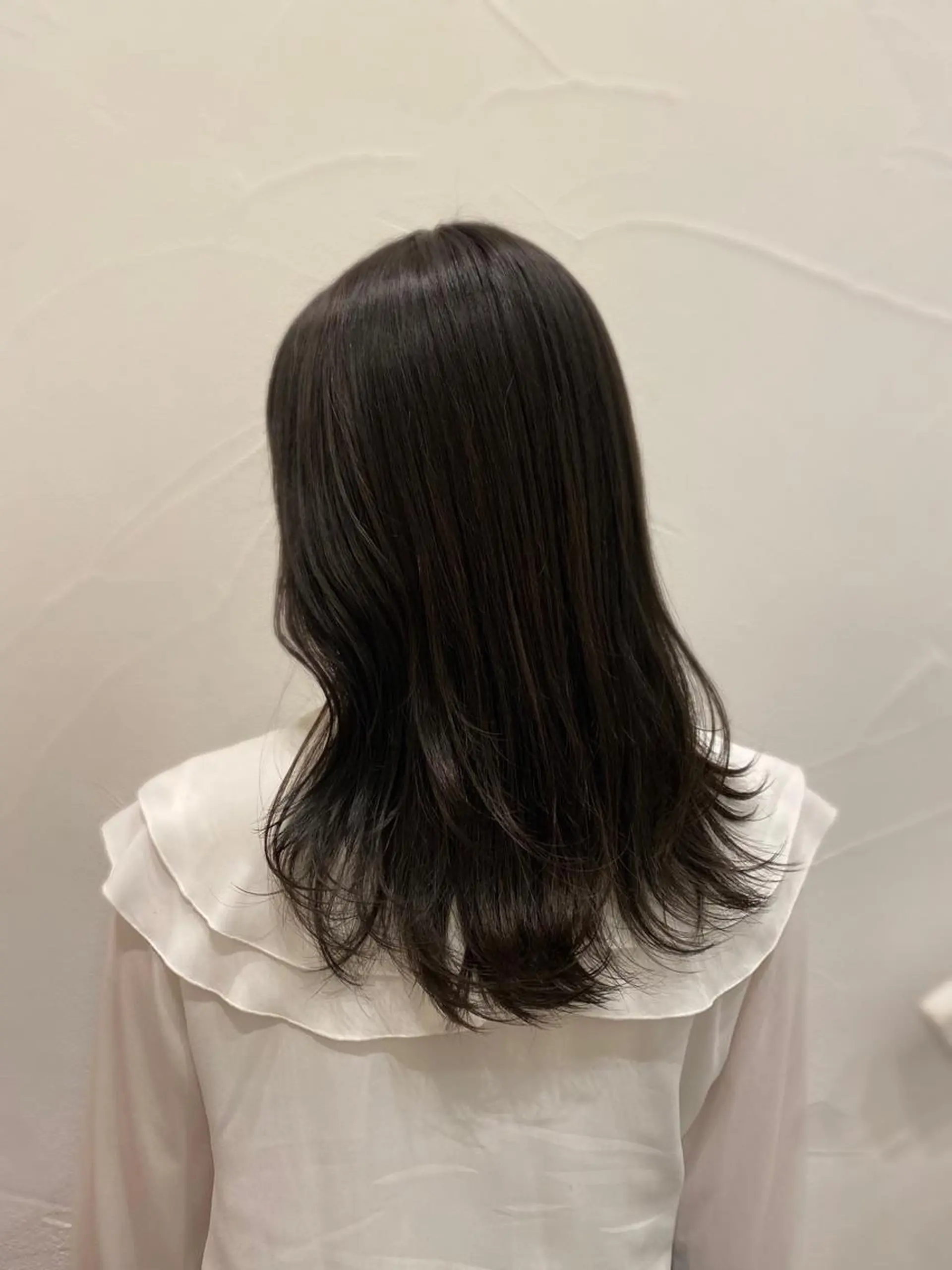 セミロング カラー Ash中目黒店 榊間茜のヘアスタイル