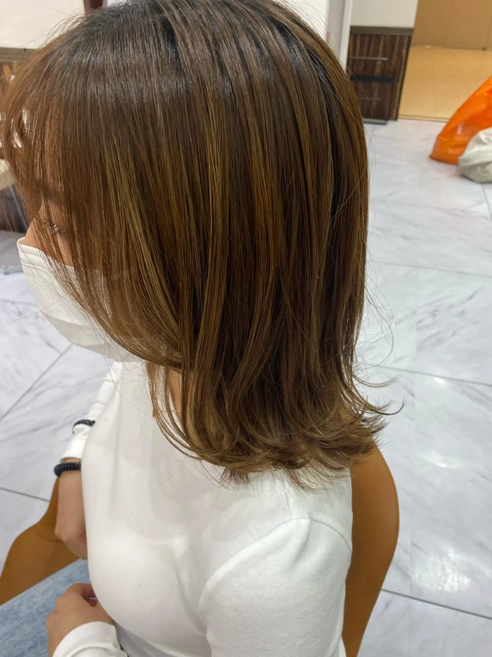 ミディアム 宮澤 美幸のヘアスタイル