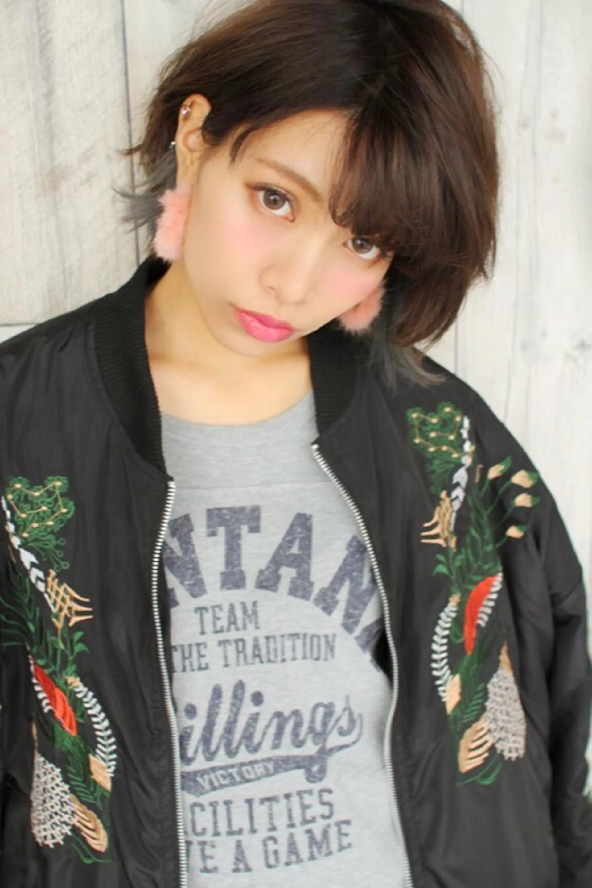 ショート カラー ショートボブ インナーカラー ボブ ショートヘア due(ドゥーエ）所属・onishi yoshinaoのヘアスタイル