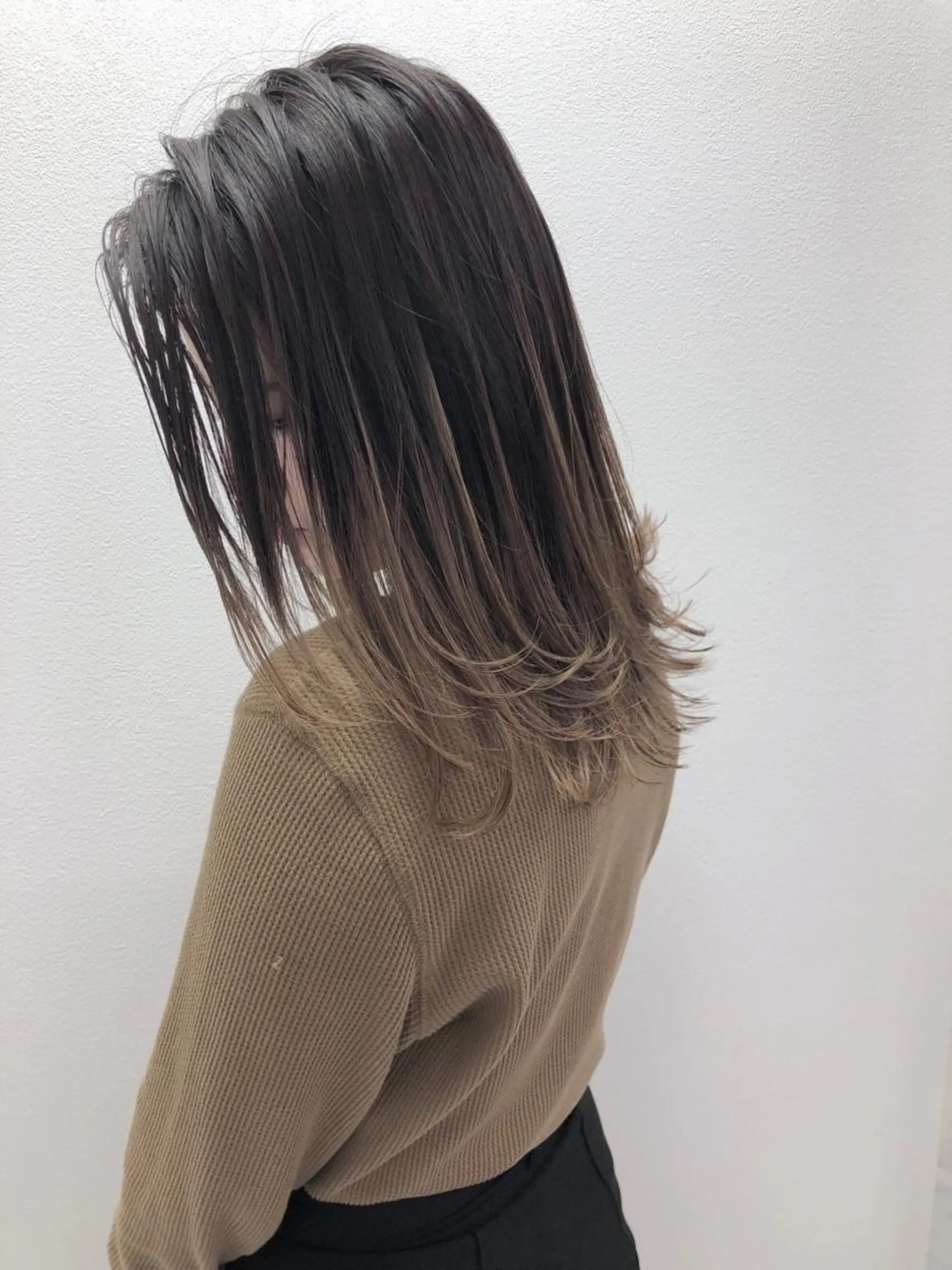 ミディアム カラー ヘアアレンジ バレイヤージュ レイヤーカット ヘアカラー トリートメント GiseL天神カラー 髪質改善/ブリーチのヘアスタイル