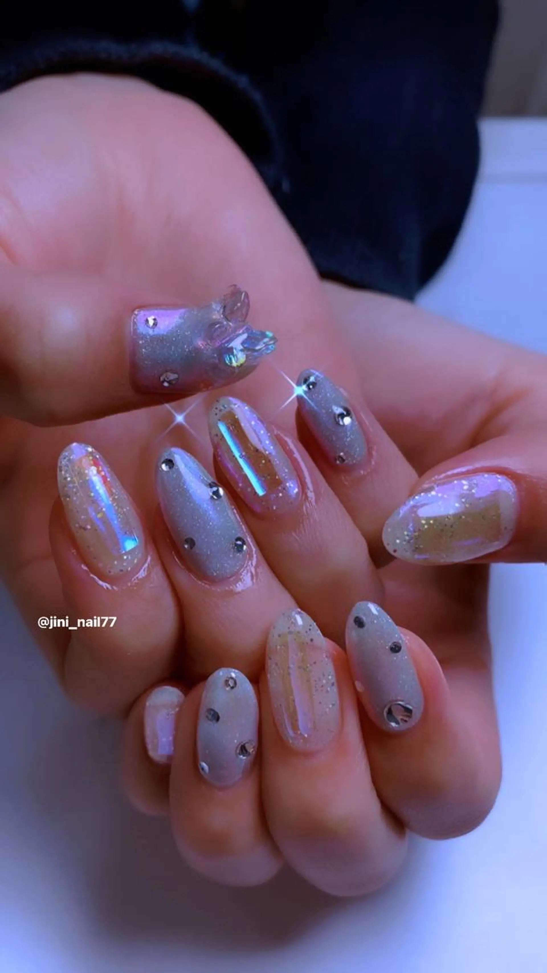 ネイル JINI NAIL所属・ジニ ネイルのネイルデザイン