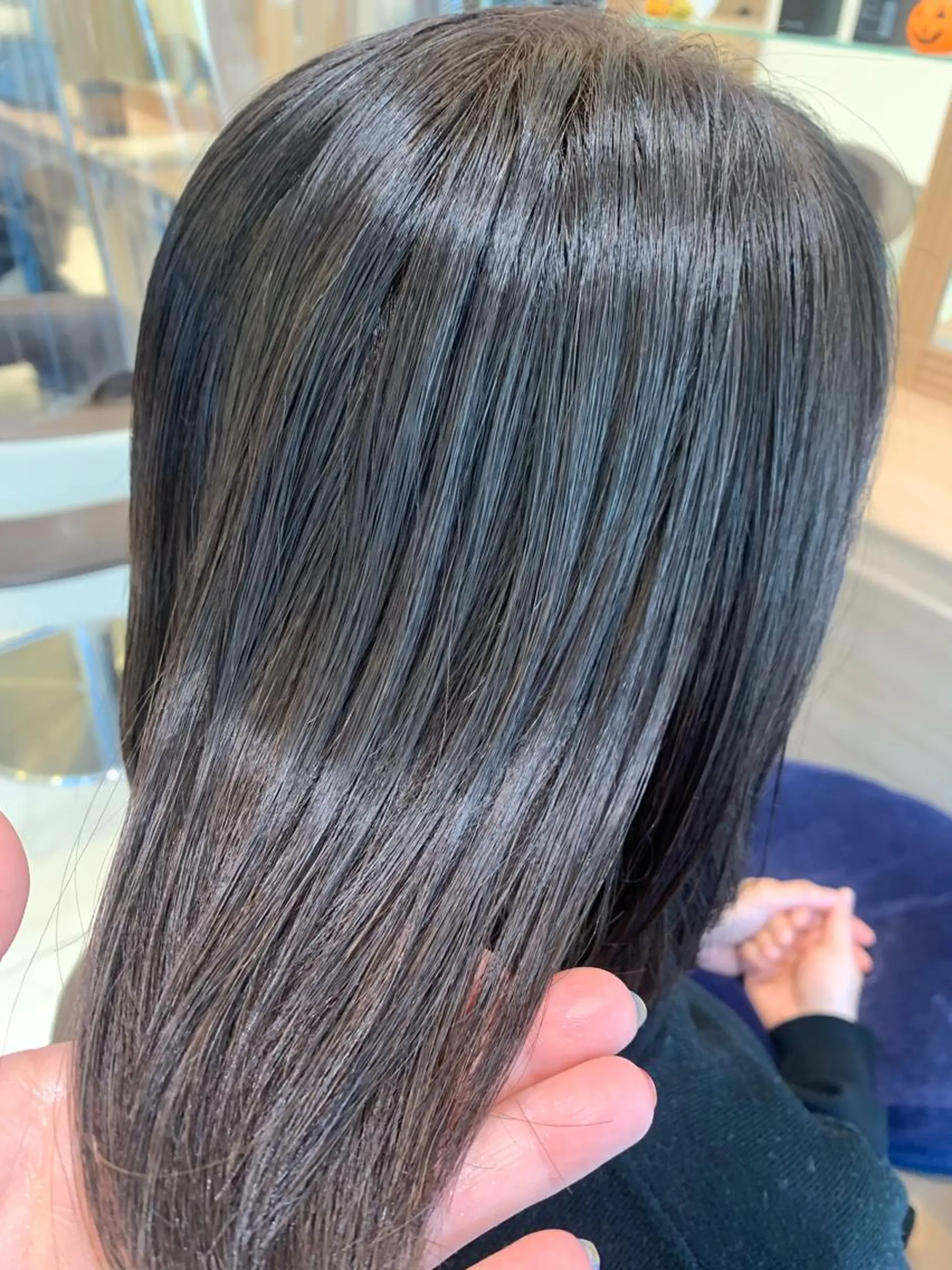 ショート カット ヘアカラー 山田 悠朱里のヘアスタイル