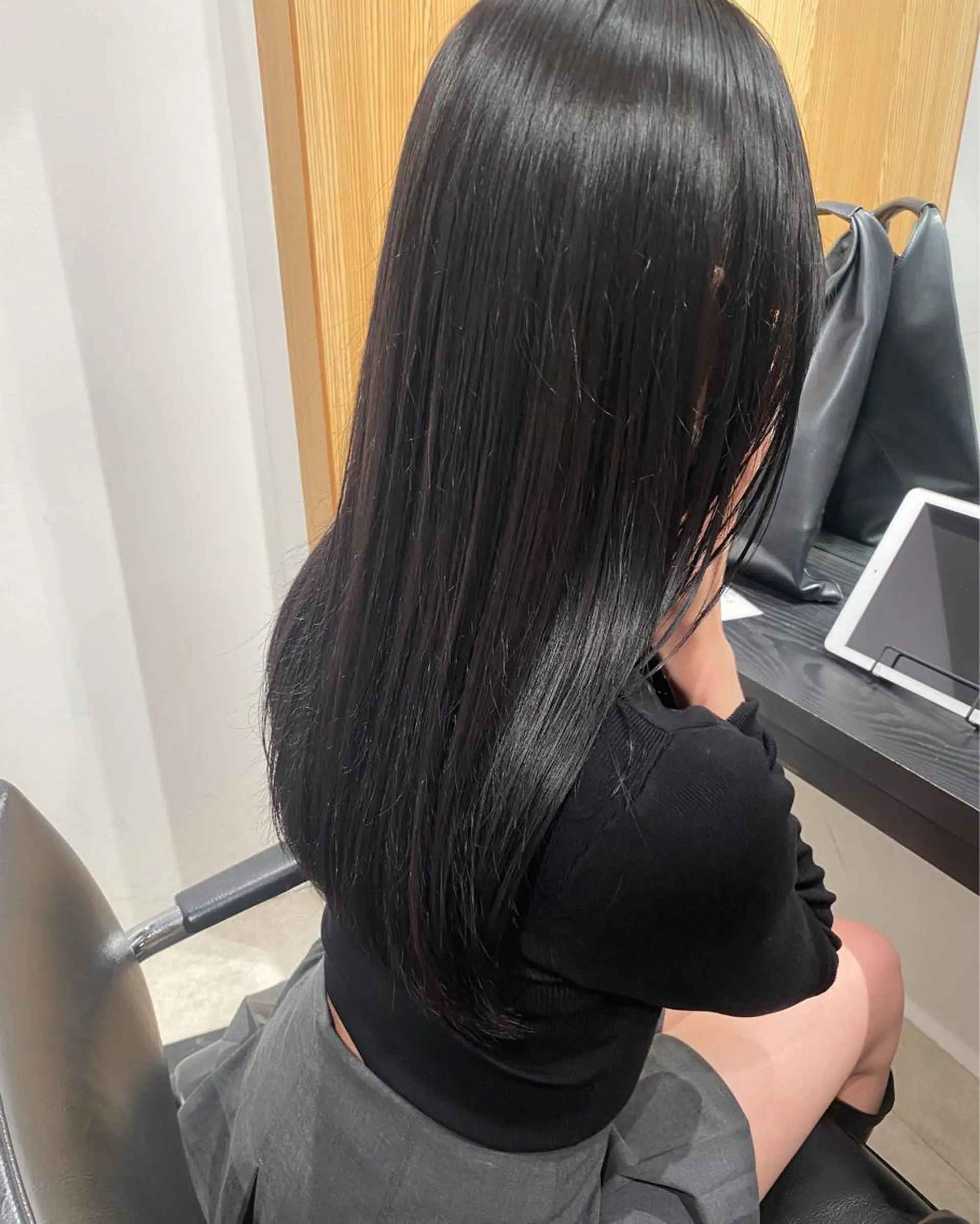 ロング カラー グレージュ ラベンダーカラー ラベンダーグレージュ ラベンダーグレー トリートメント やまもと さえのヘアスタイル