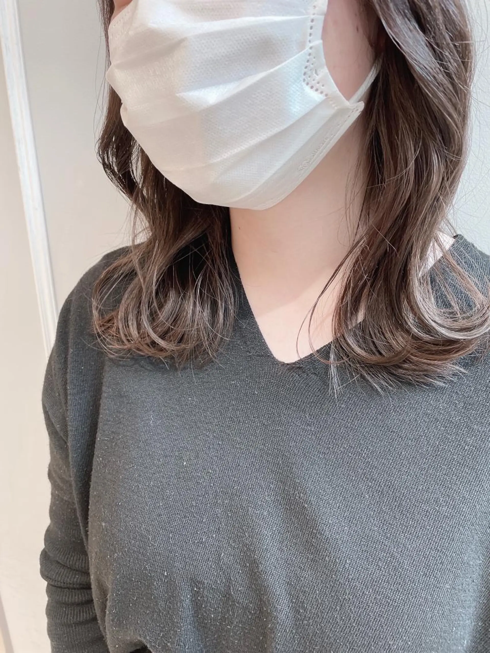 ミディアム カラー ブリーチ グレージュ ブリーチなしカラー カット ヘアカラー トリートメント 🦖鶴岡香純🦖 産休中のヘアスタイル