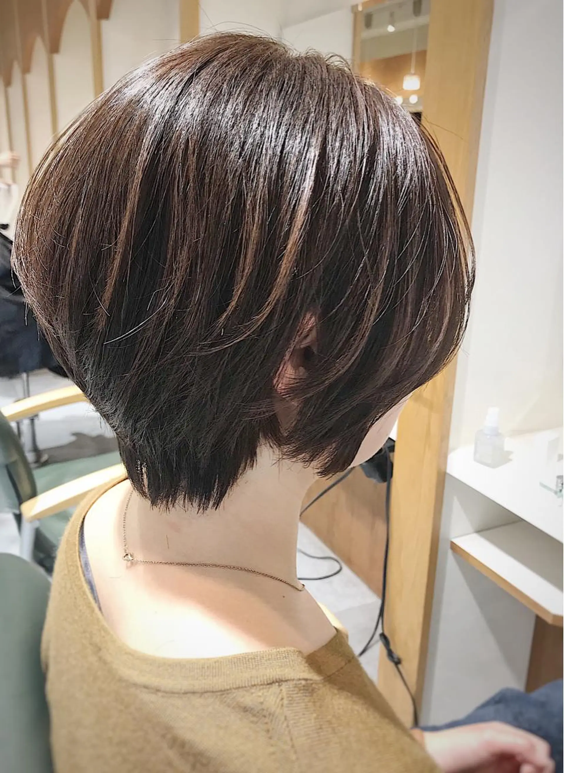 ショート Neolive caffのヘアスタイル
