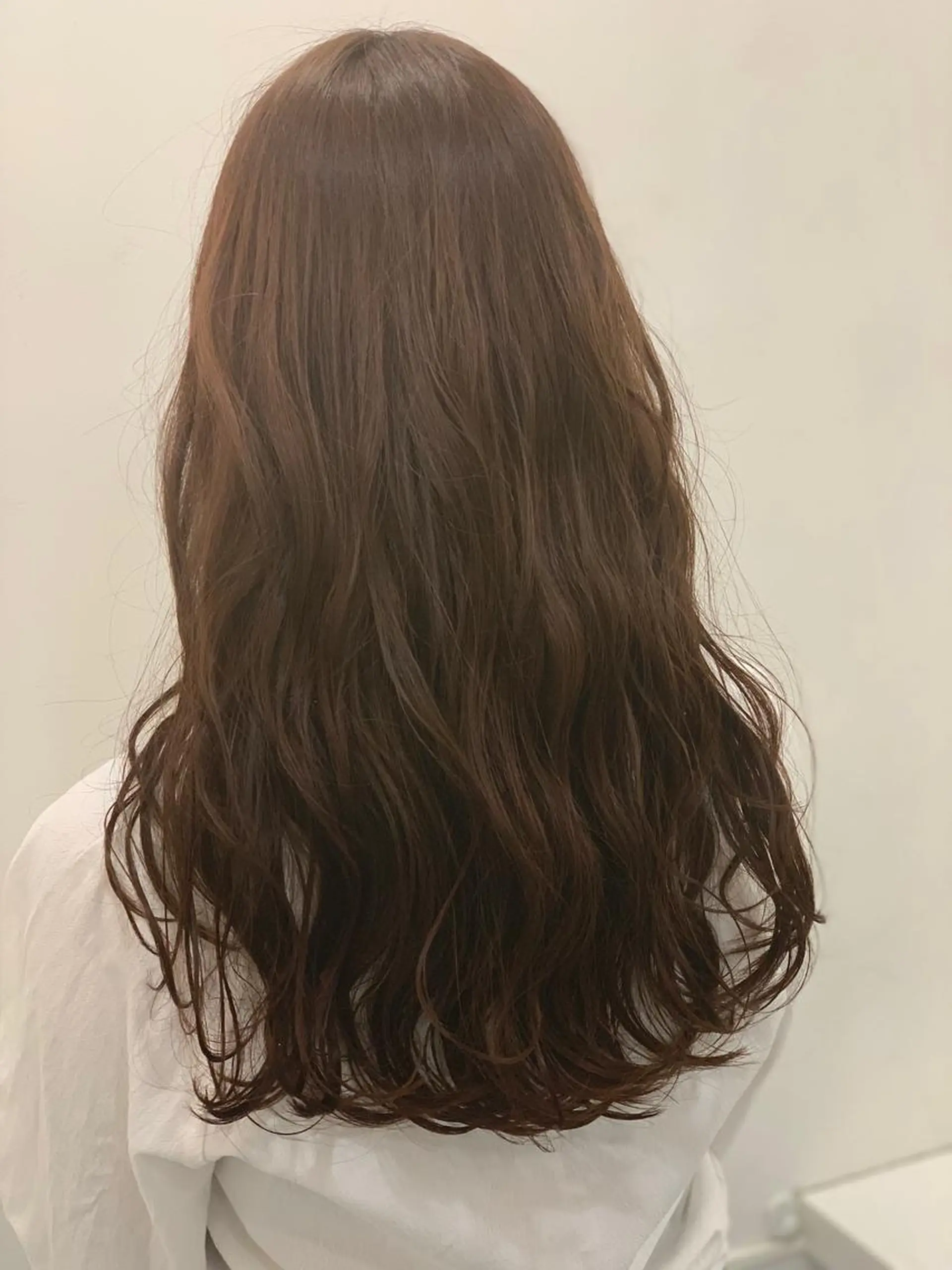 ロング カラー パーマ イルミナカラー ヘアカラー 縮毛矯正 髪質改善/縮毛矯正 /ブリーチ矯正/岡部のヘアスタイル