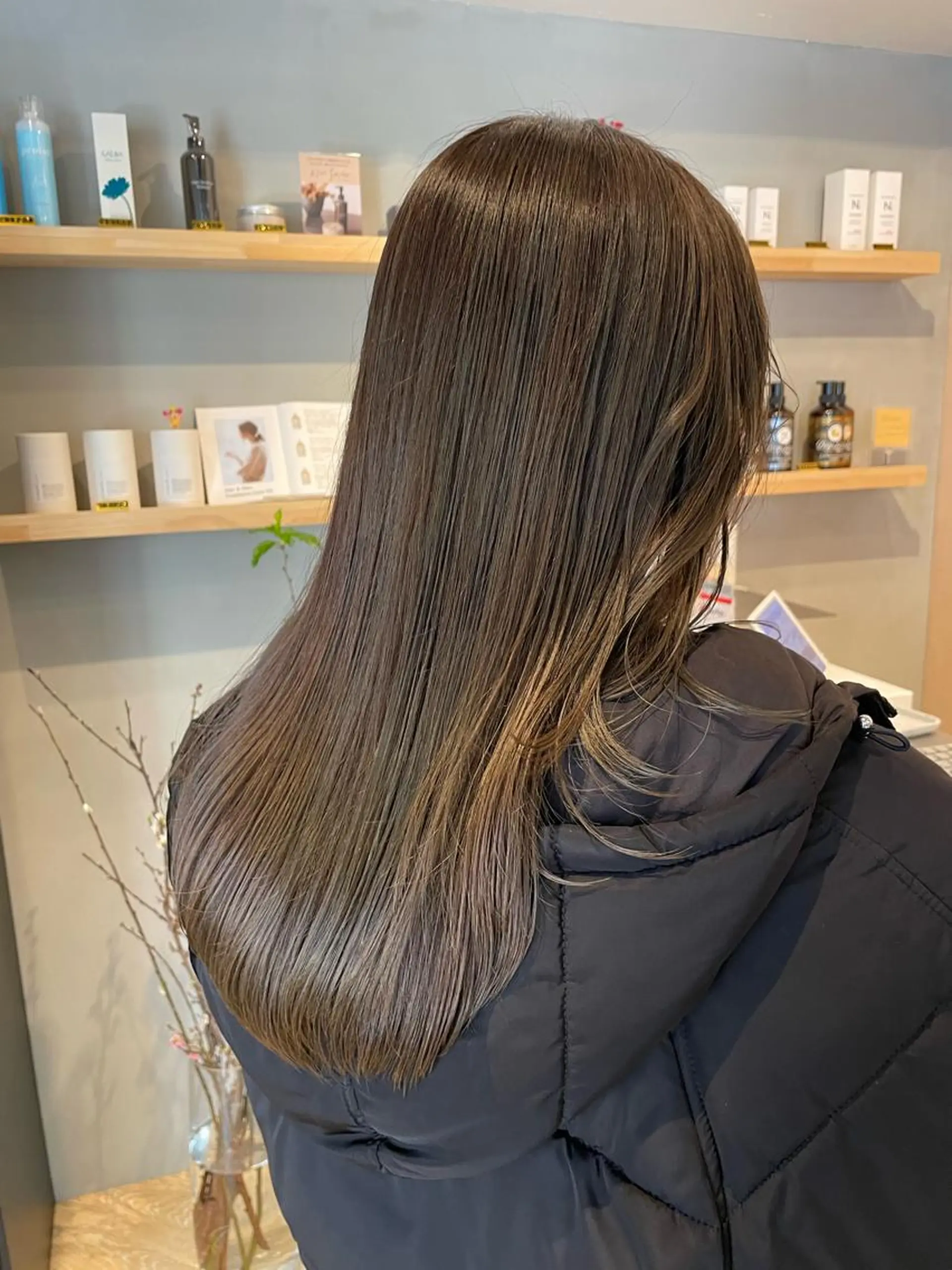 セミロング カラー SALOWIN下北沢所属・hazuki 🌝のヘアスタイル