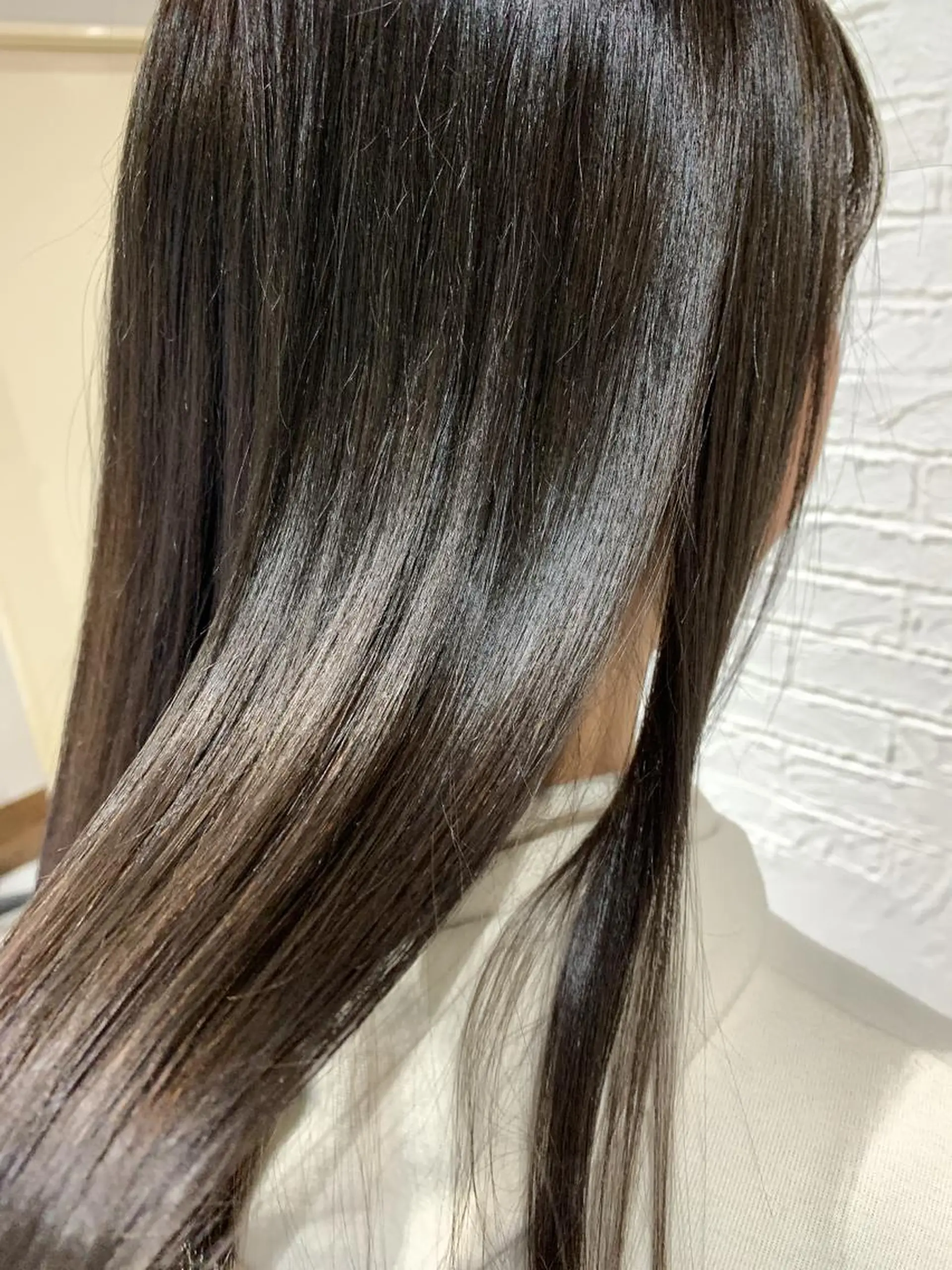 セミロング カラー 難波/髪質改善/スパ ツヤ／顔周りレイヤーのヘアスタイル