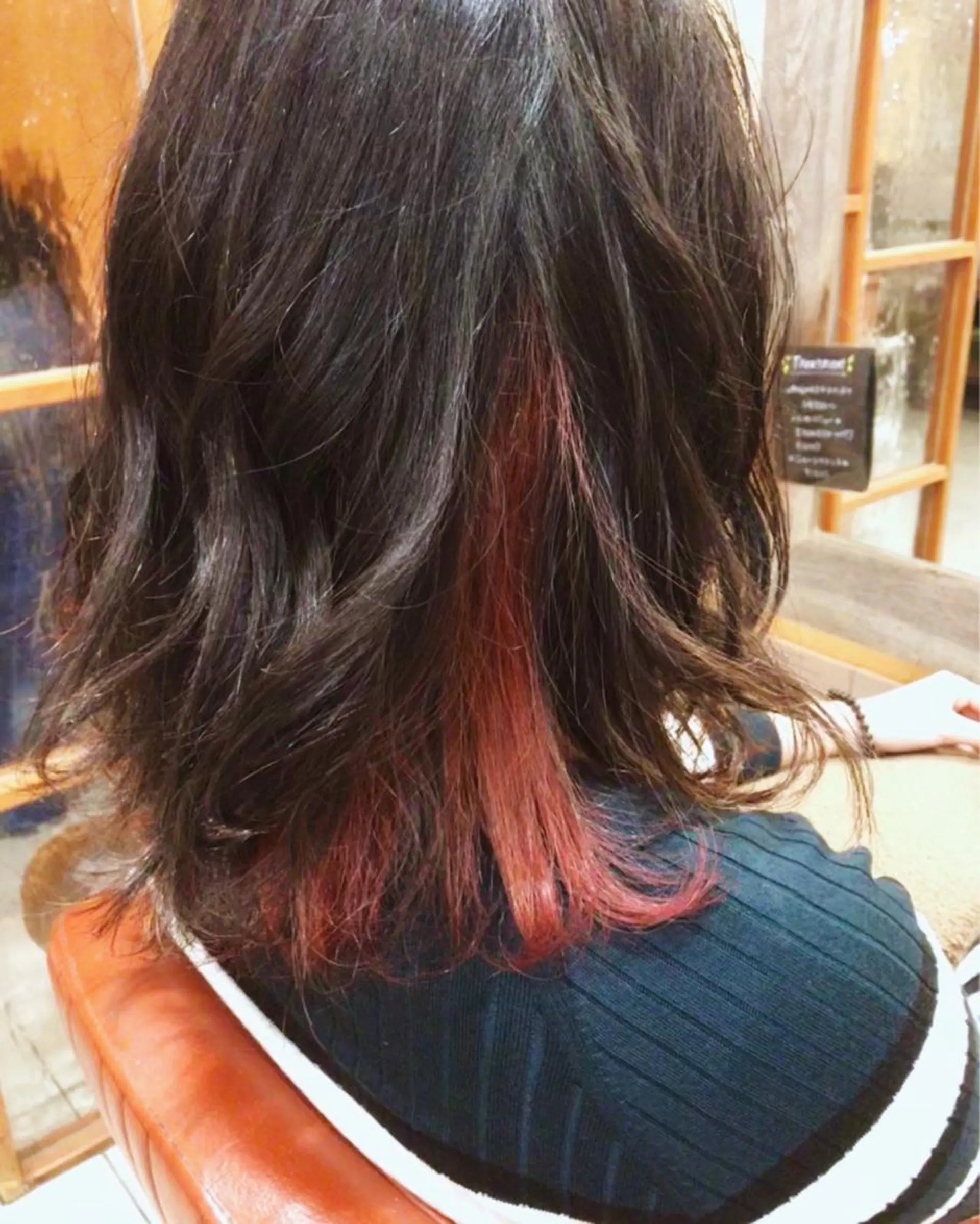 ミディアム カラー ブリーチ インナーカラー レッドカラー 増子 幹樹のヘアスタイル